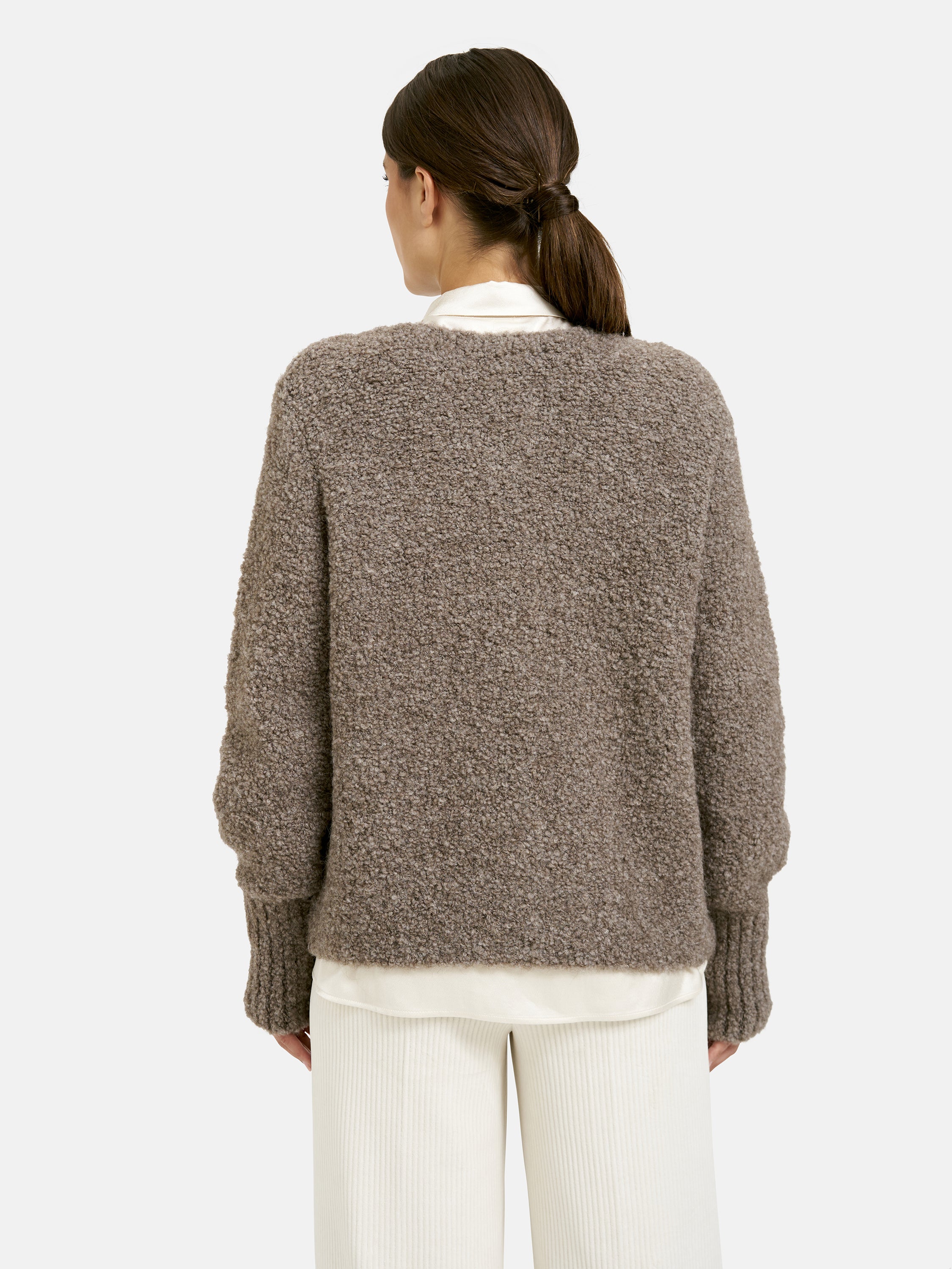 Cardigan mit Rundhalsausschnitt und Knopfdetail
