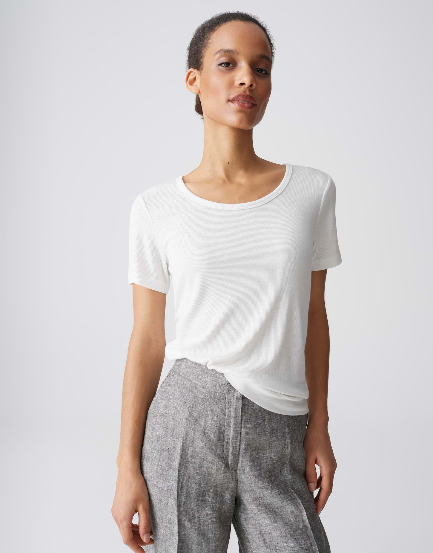 Figurbetontes Feinripp-T-Shirt