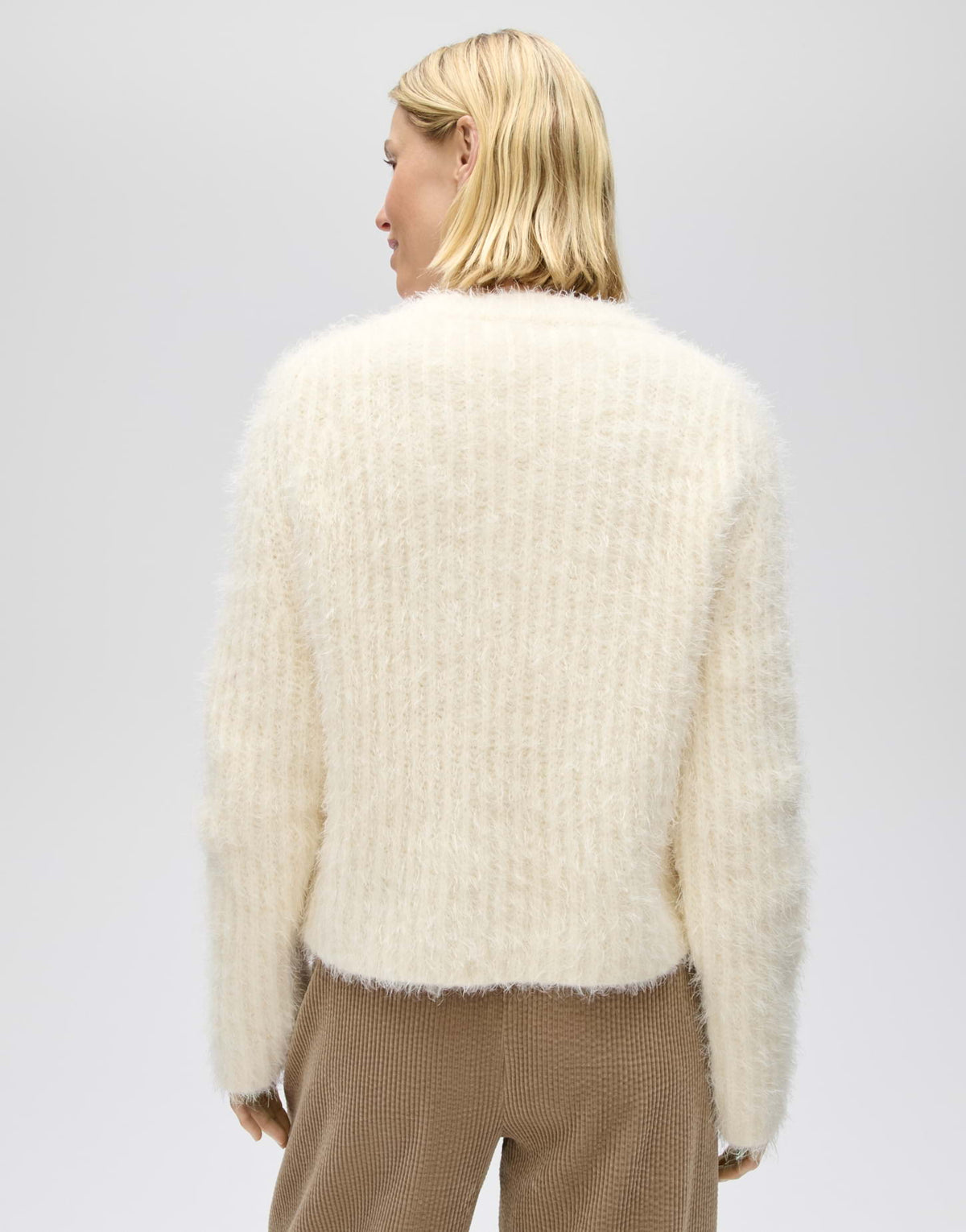 Der flauschige Rippstrickpullover Pontes