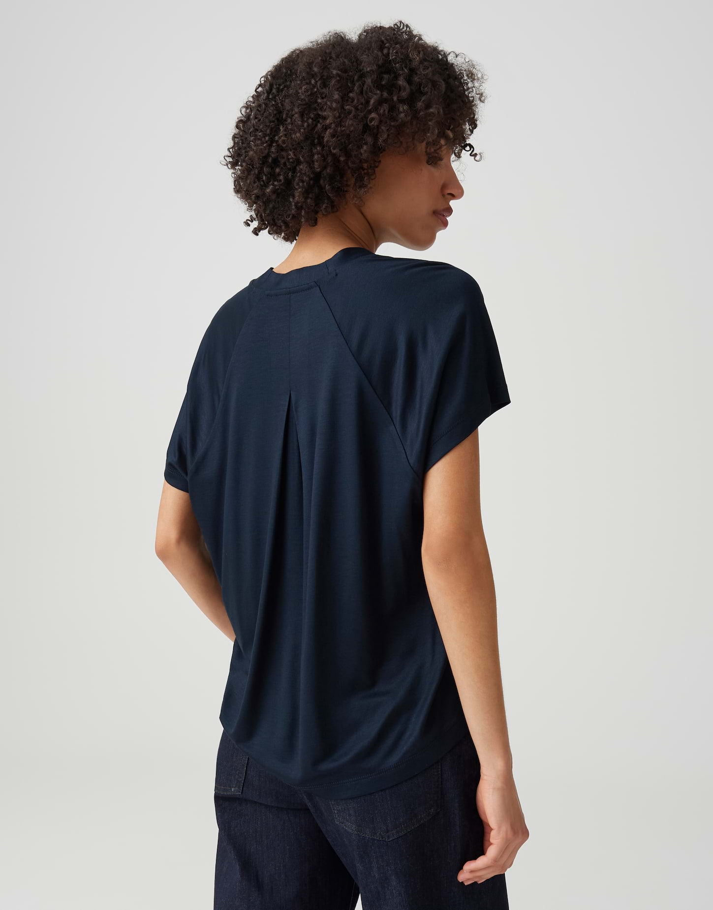 weich fließendes Raglan-Shirt