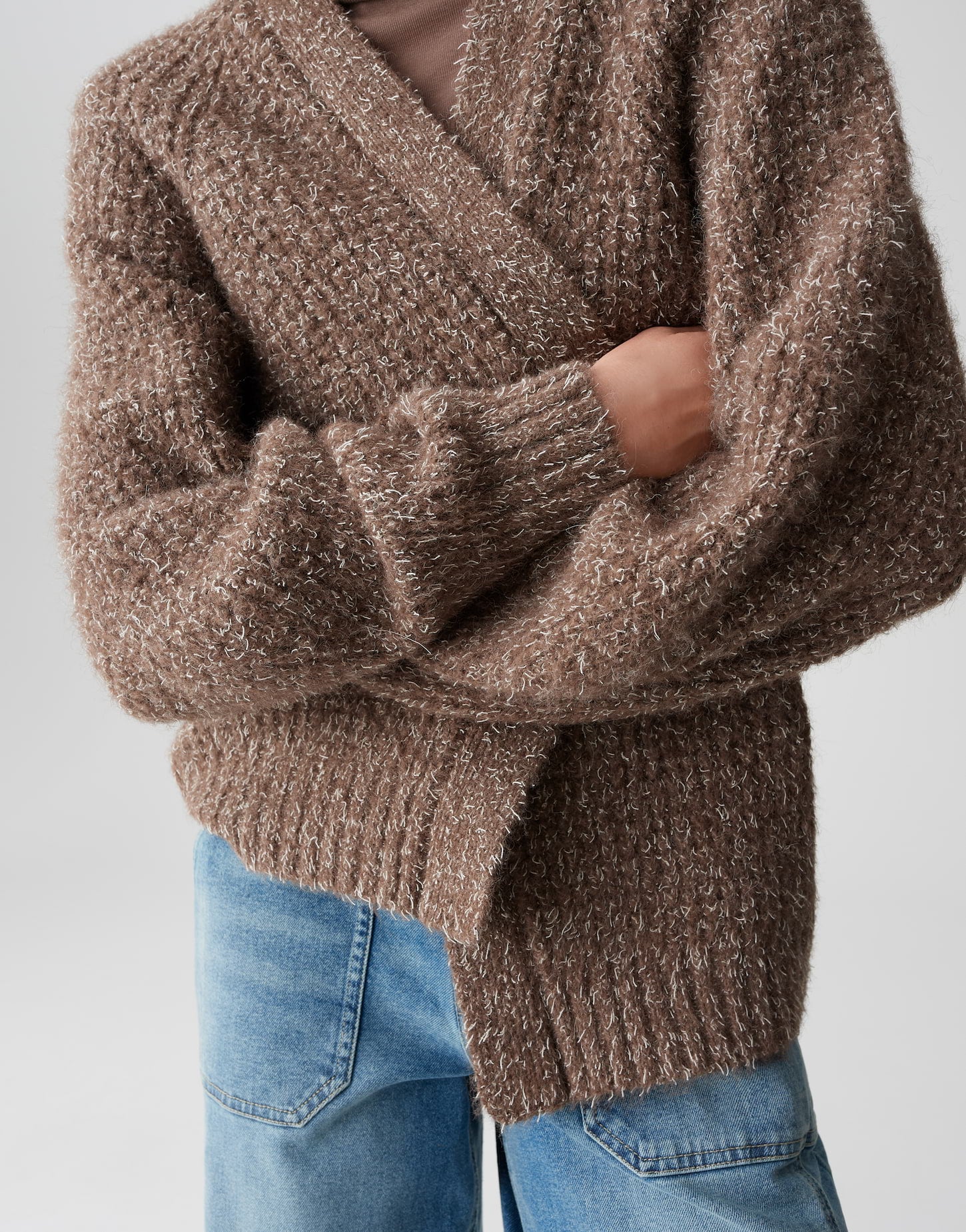 offener Cardigan mit haarigem Strick