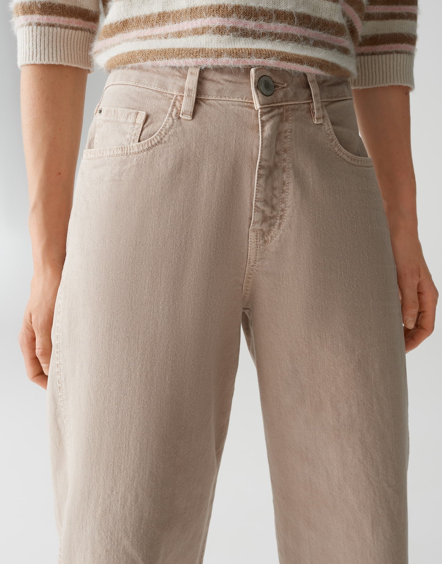 Stylische Barrel Leg Jeans in neuer Color-Waschung