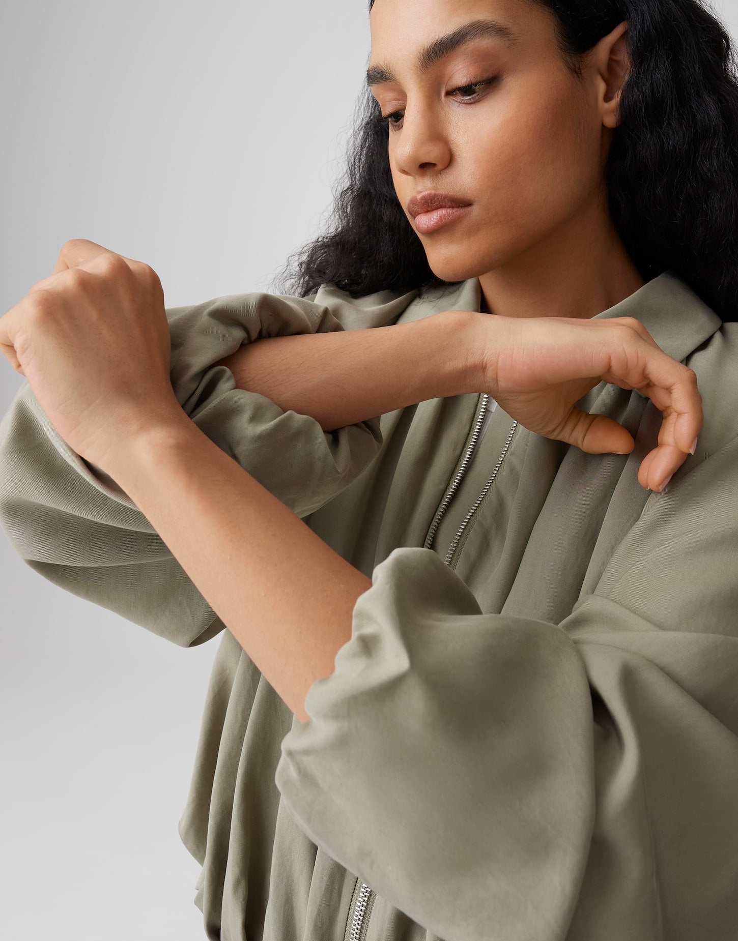 Die Oversized-Ballonjacke mit mattem Finish