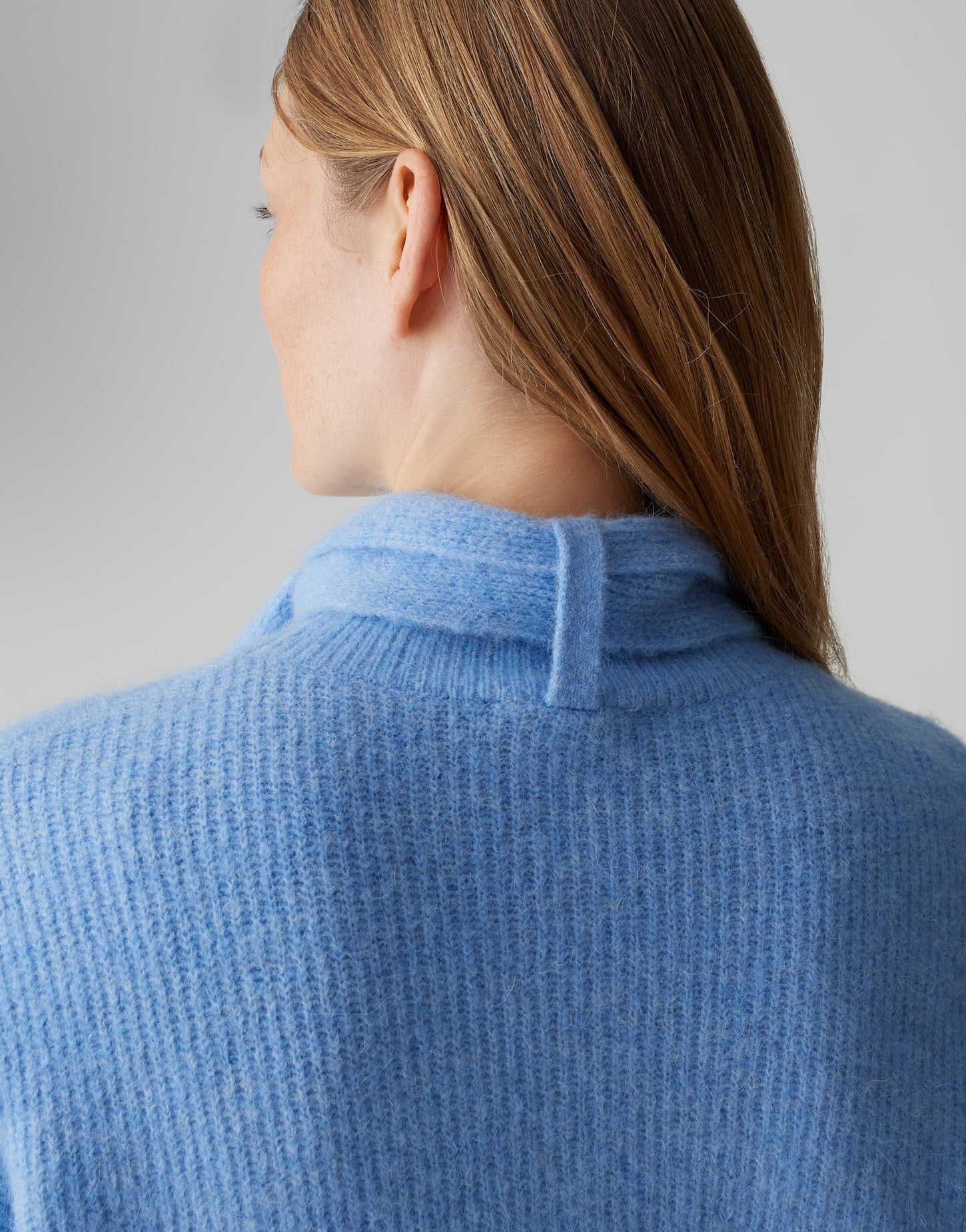 Pullover aus Alpaka-Mix mit abnehmbarem Schal