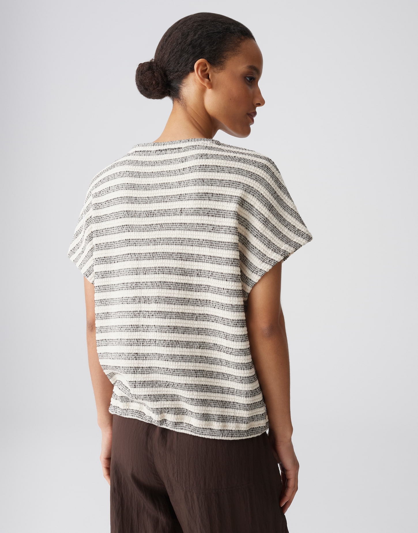 Entspannter Struktur-Look mit Streifen