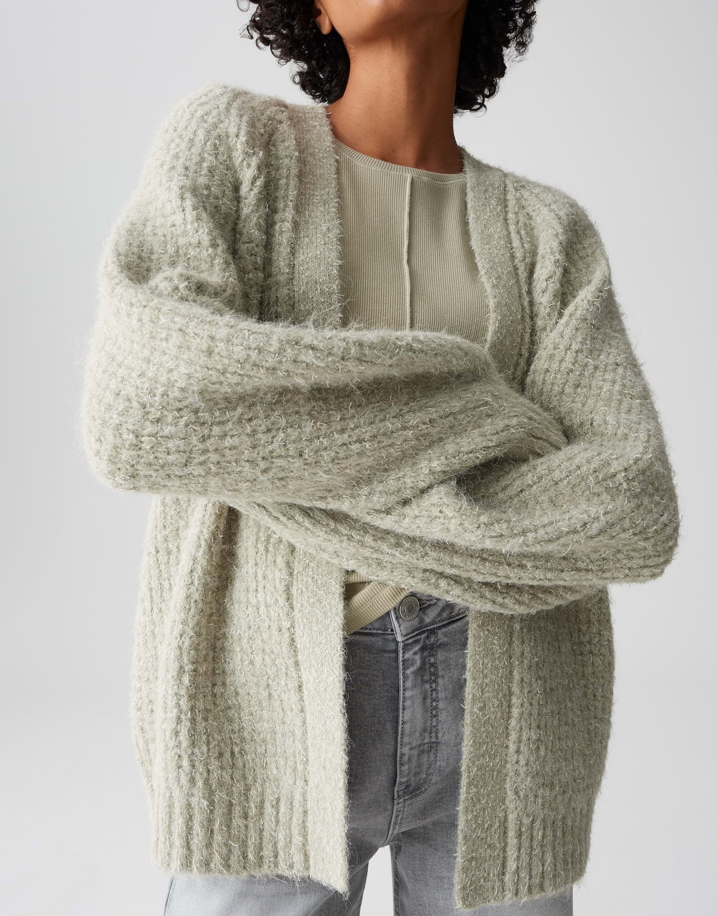 offener Cardigan mit haarigem Strick