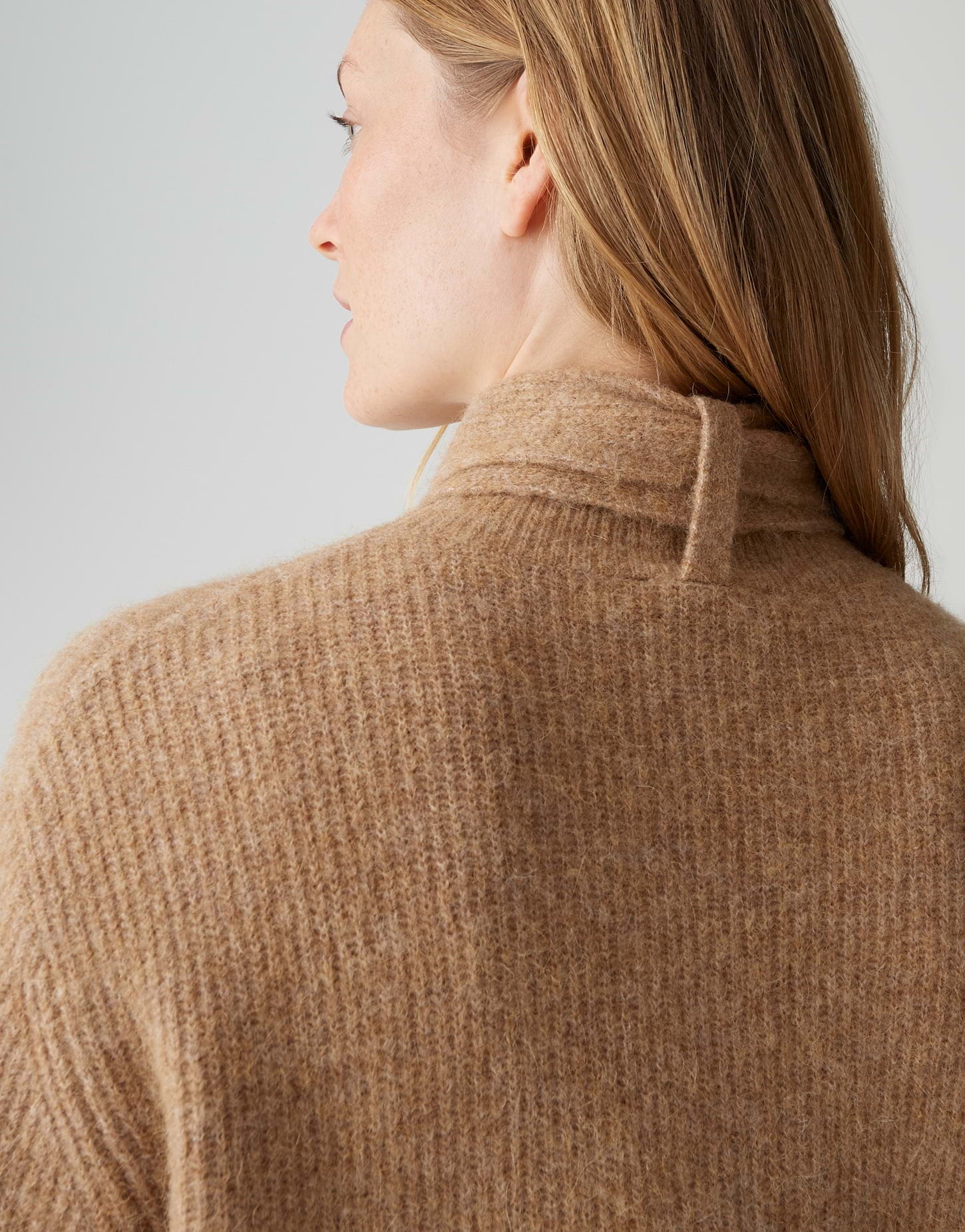 Pullover aus Alpaka-Mix mit abnehmbarem Schal