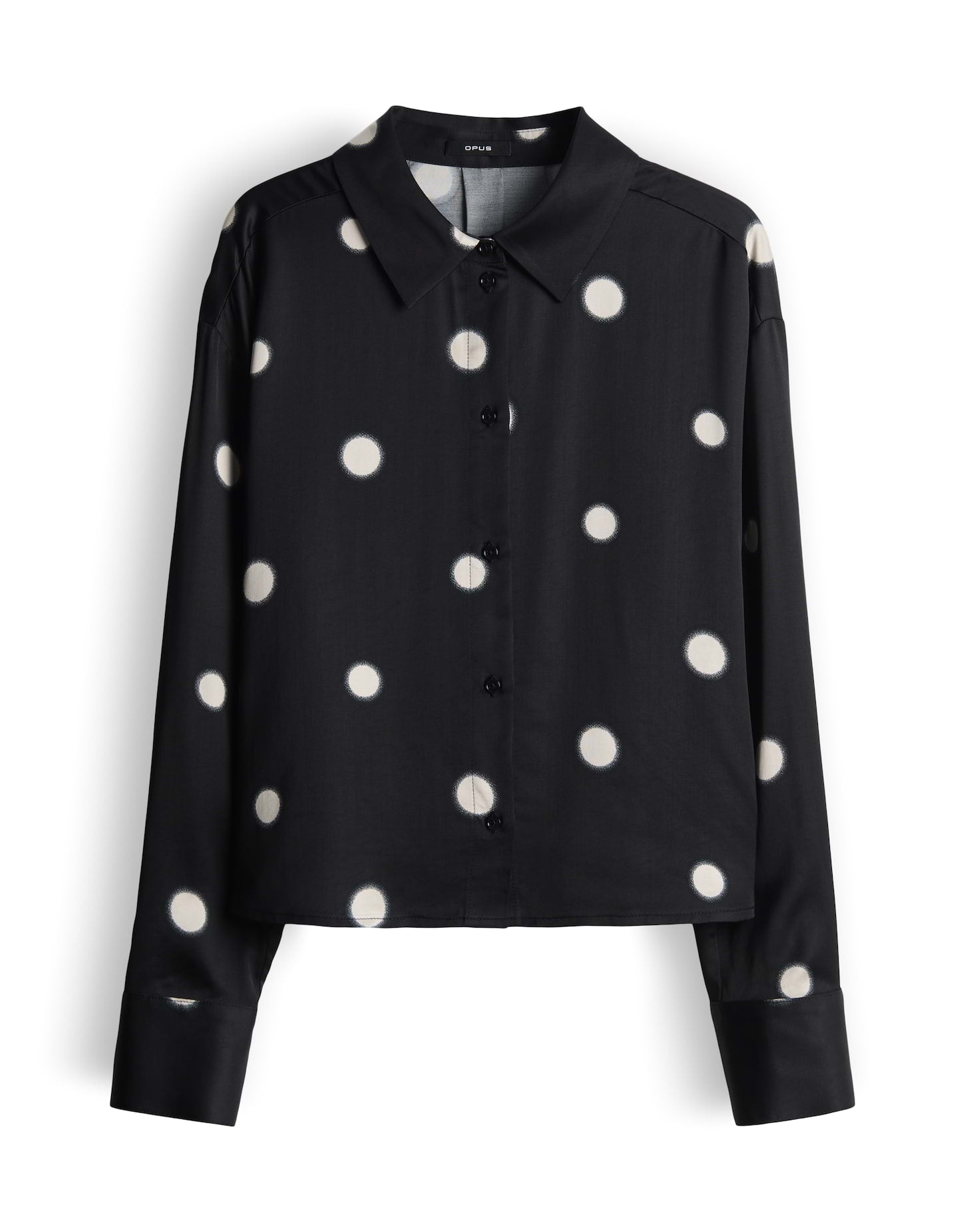 Viskosebluse mit gerasterten Polka Dots