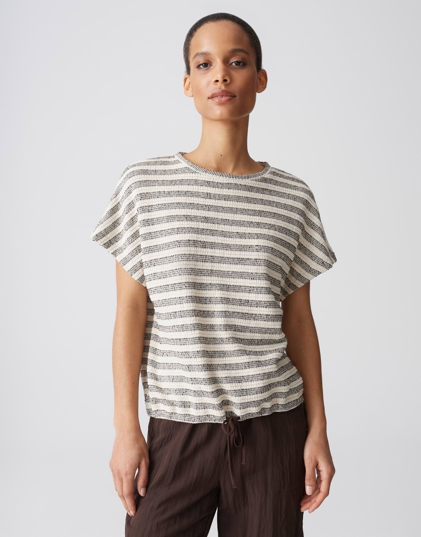 Entspannter Struktur-Look mit Streifen