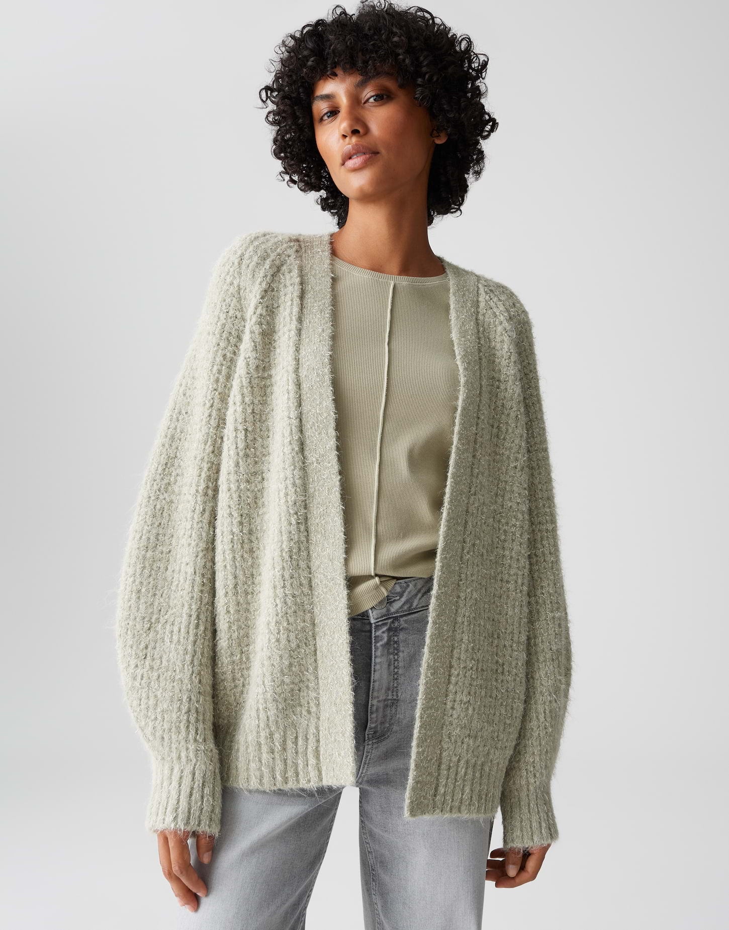 offener Cardigan mit haarigem Strick