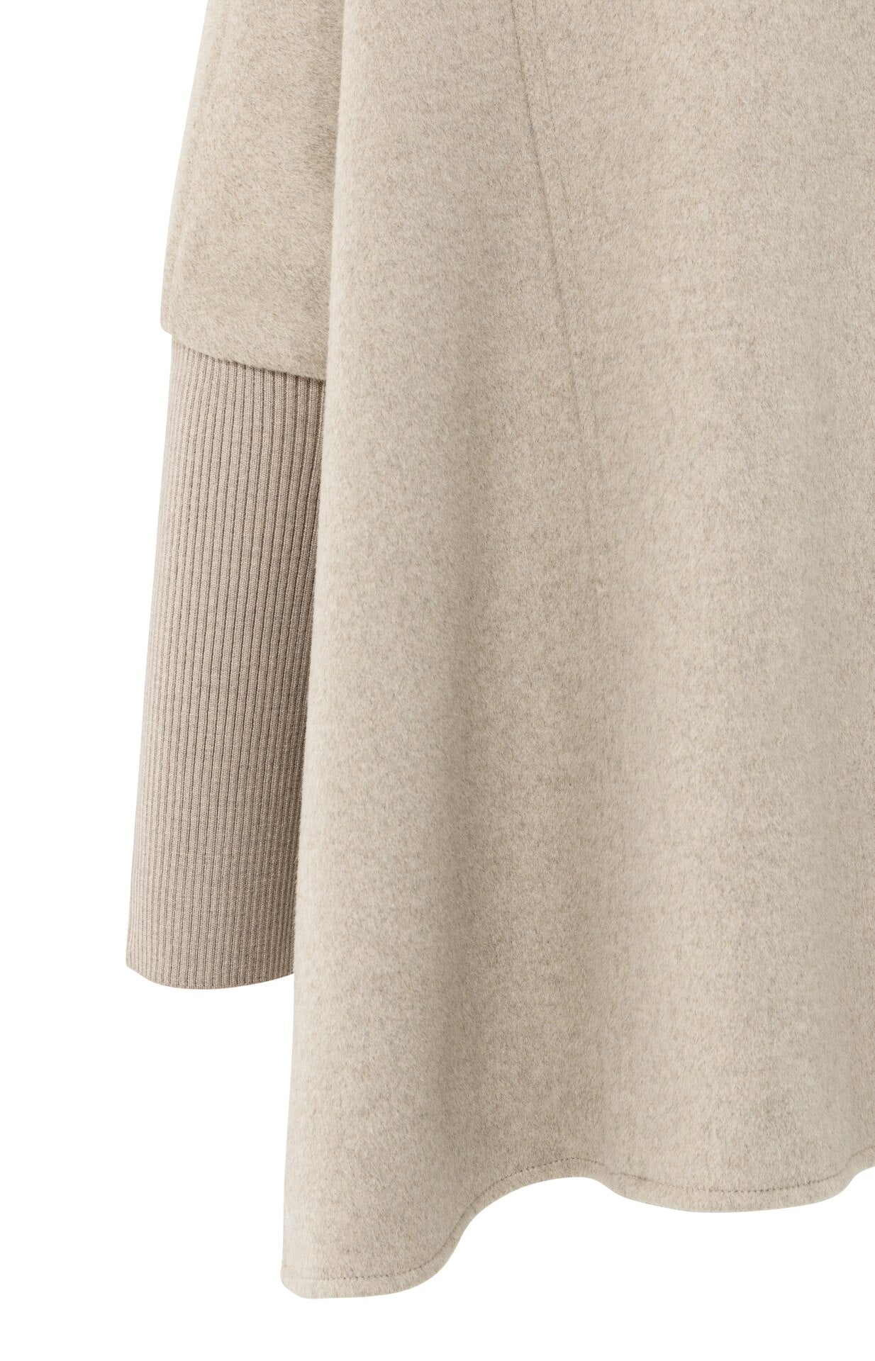 Poncho aus Wollmischung mit Rollkragen und Pattentasche