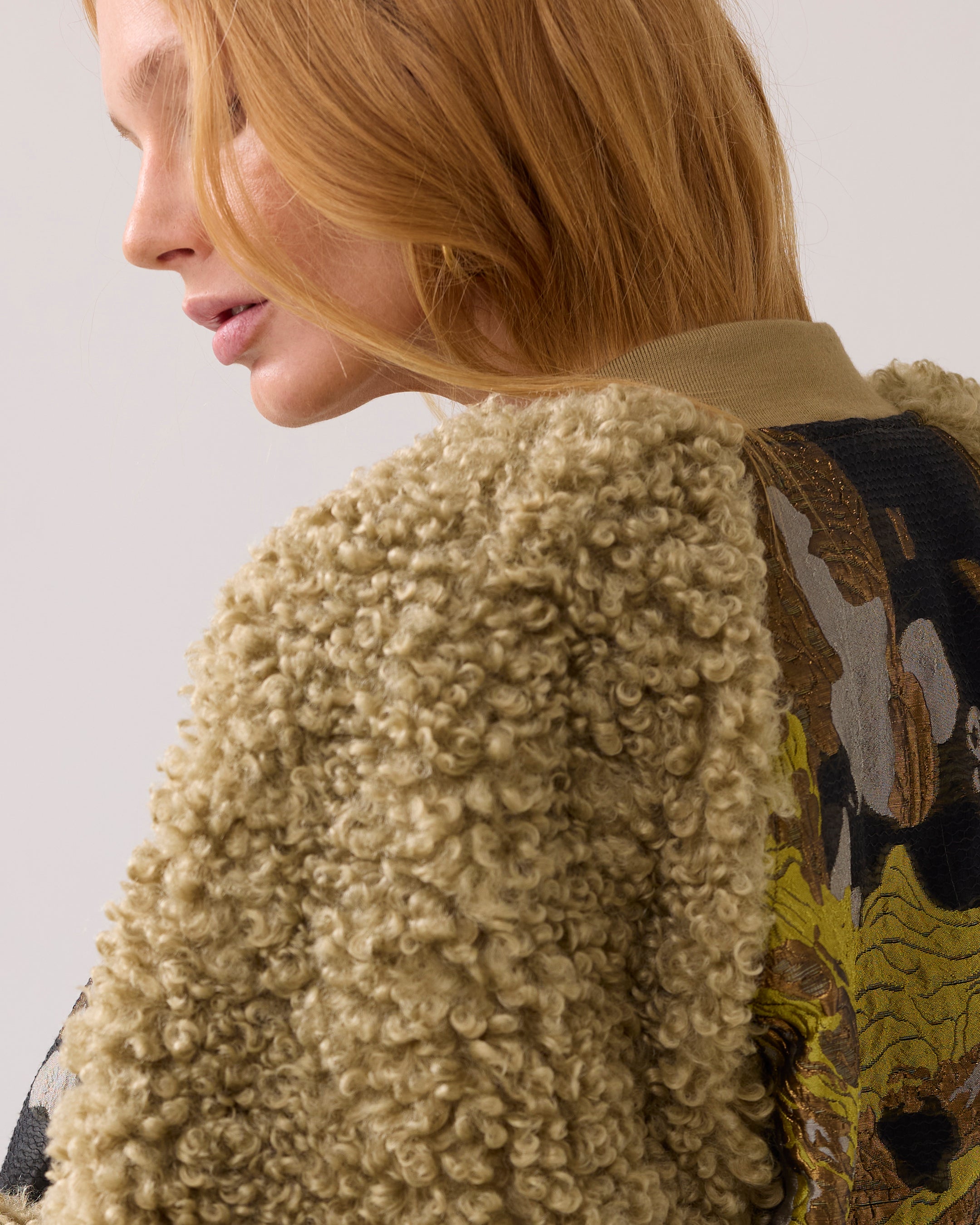 Bomberjacke im Jacquard-Teddy-Mix