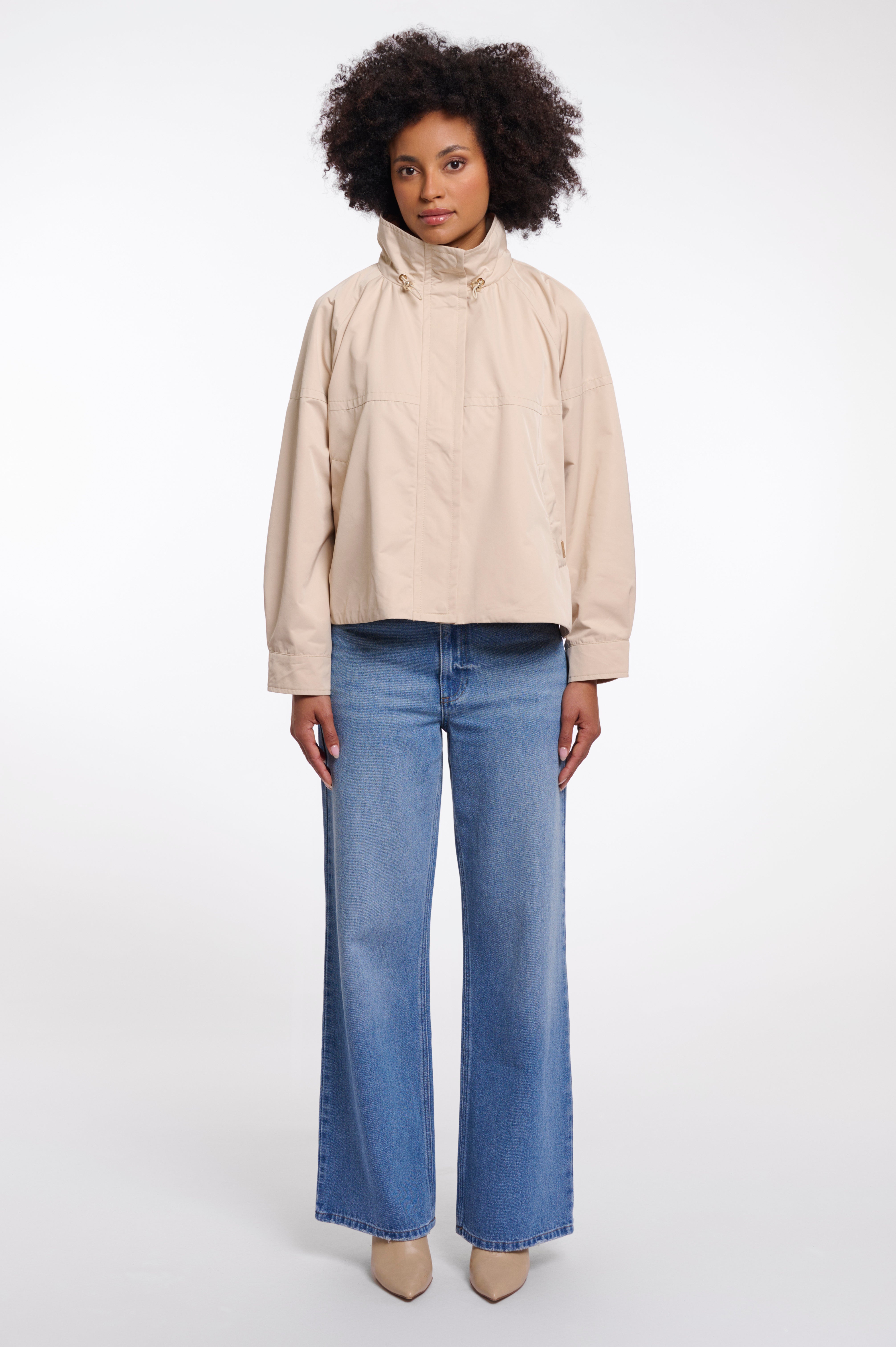 Moderne Kurzjacke "Ot"