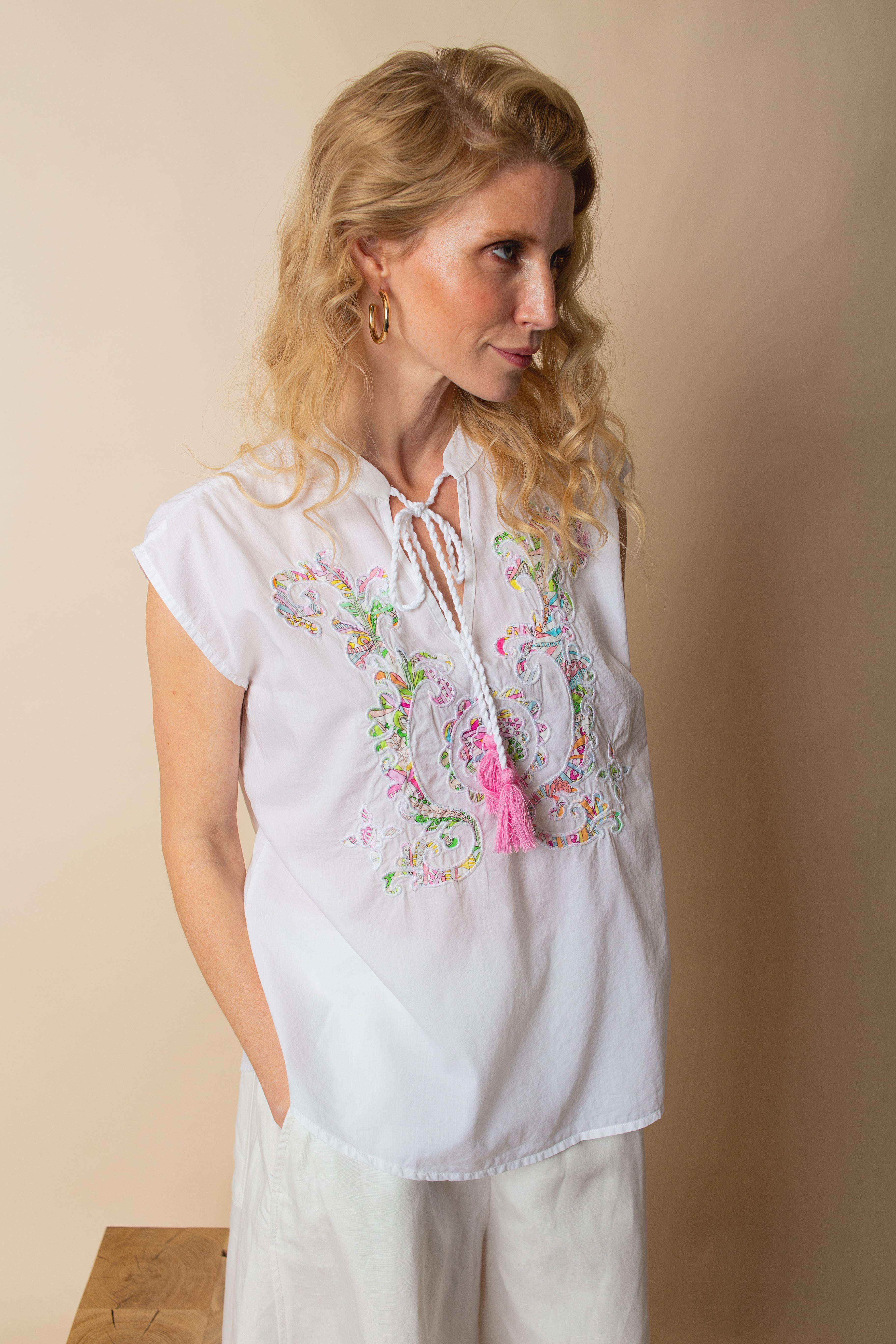 Romantischer Boho-Chic in strahlendem Weiß