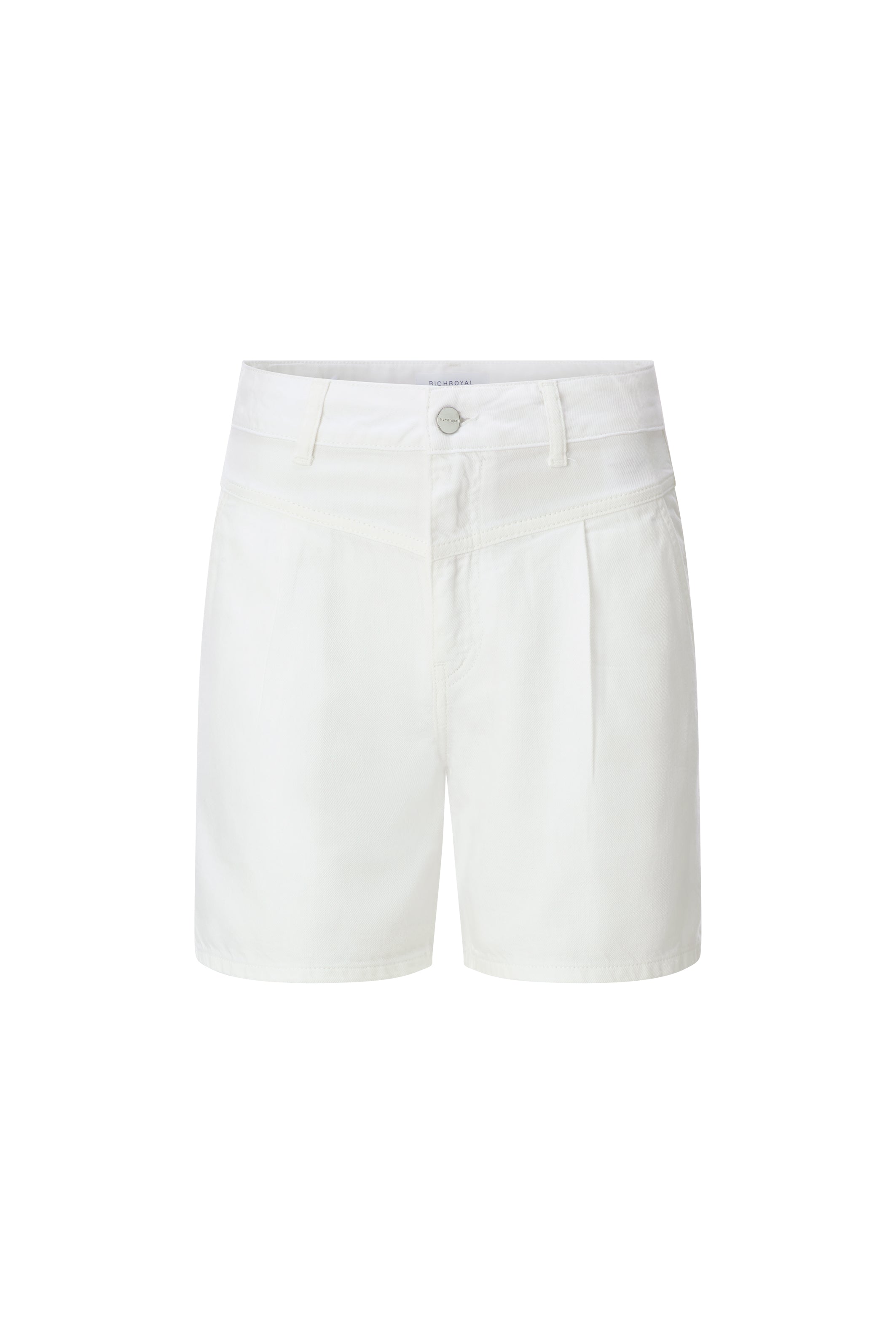 Sommerliche Frische Shorts in puristischem Weiß