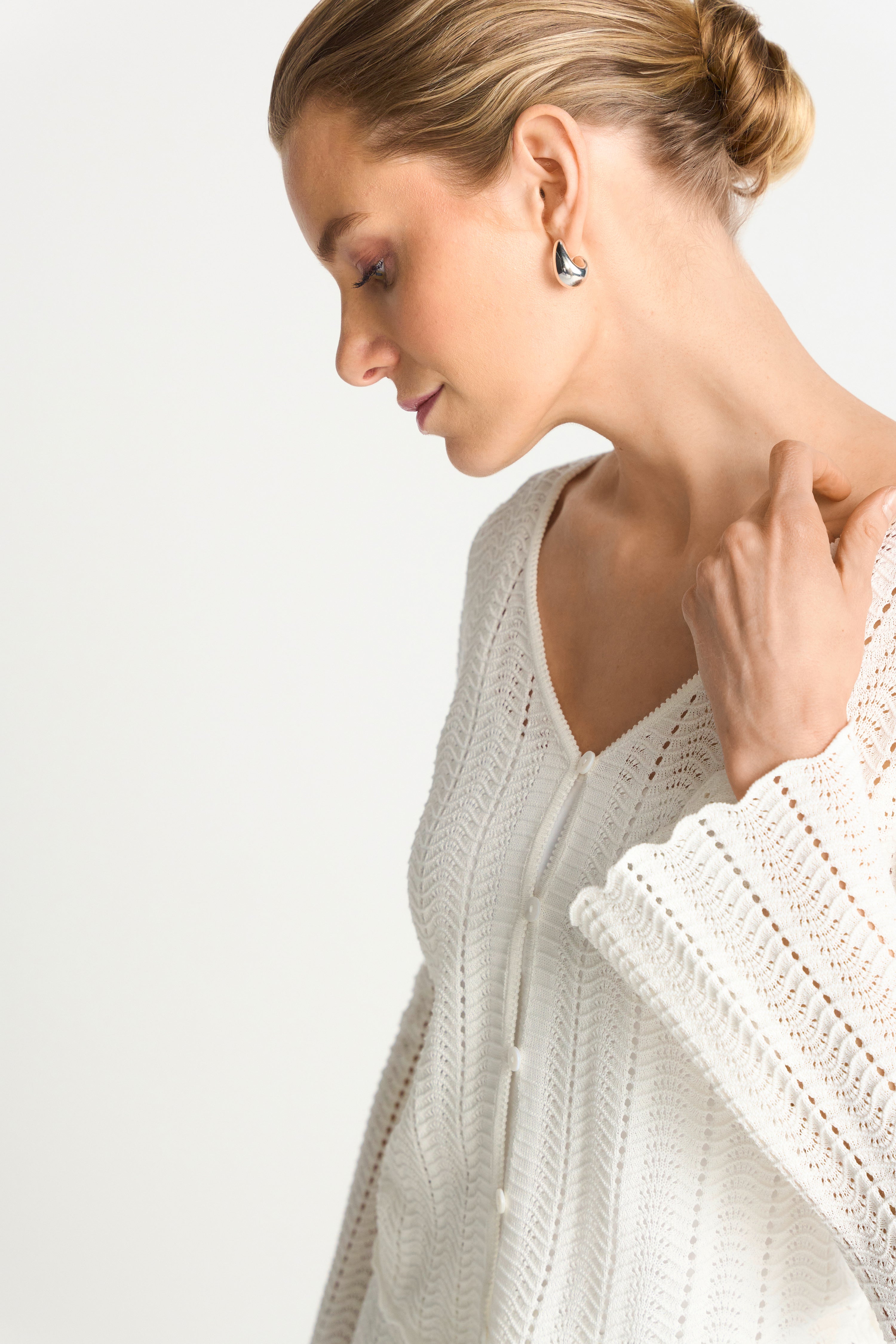 Romantischer Strickcardigan mit nostalgischem Flair