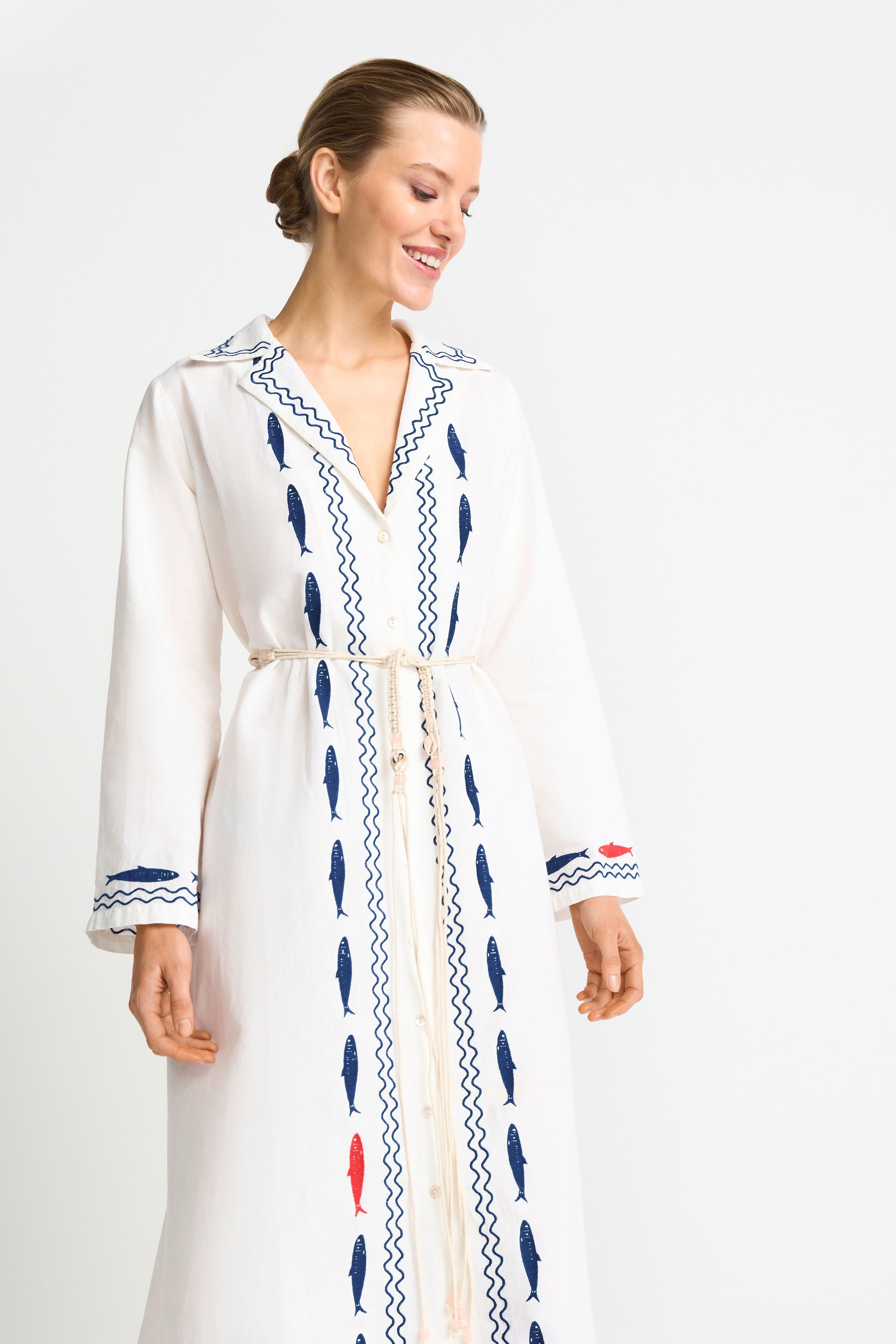 Dein besticktes Leinen-Blusenkleid
