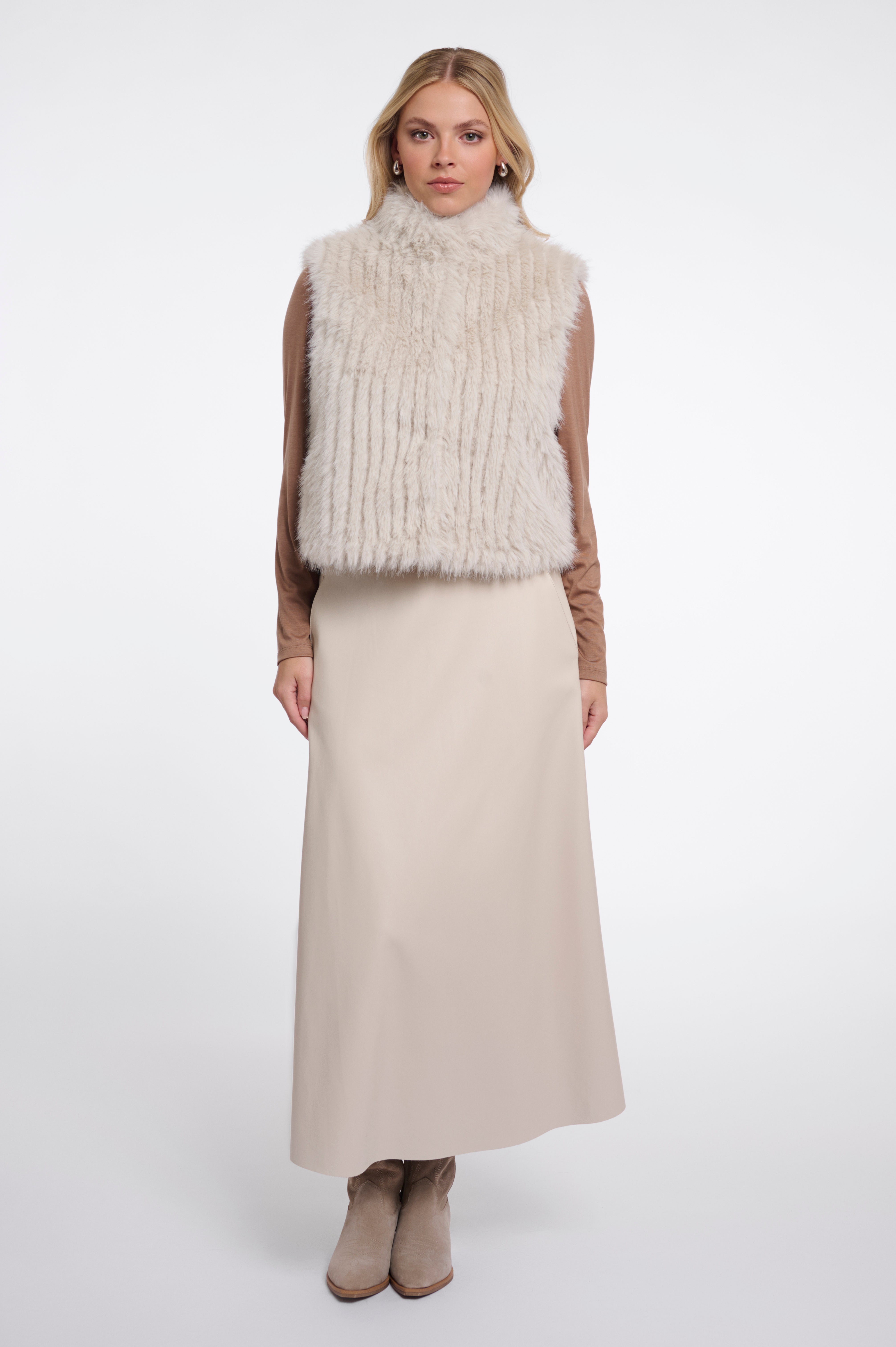 Edler Fake-Fur-Chic: Deine neue Weste in Fell-Optik