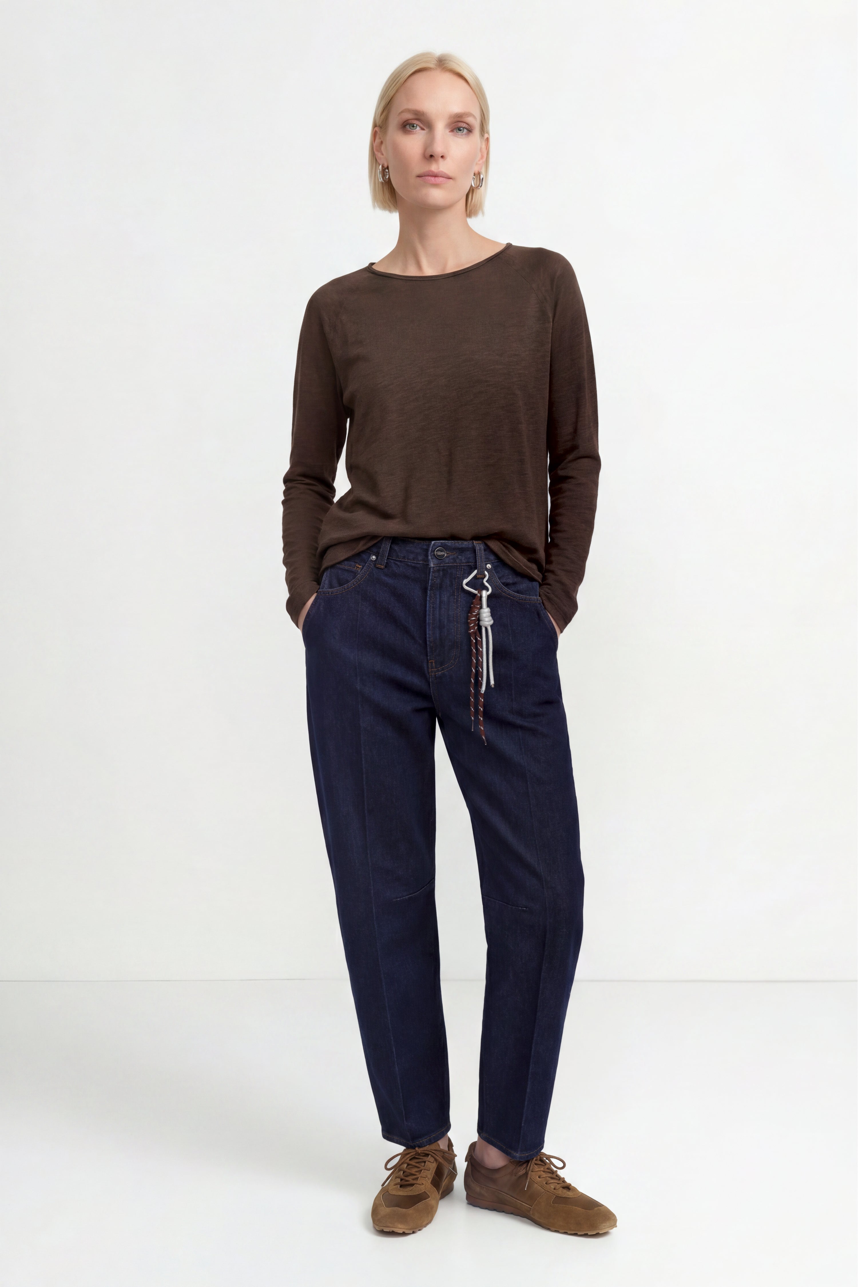 Lässiger Casual-Favorit – Das Slub-Jersey Longsleeve in tiefem Dunkelbraun