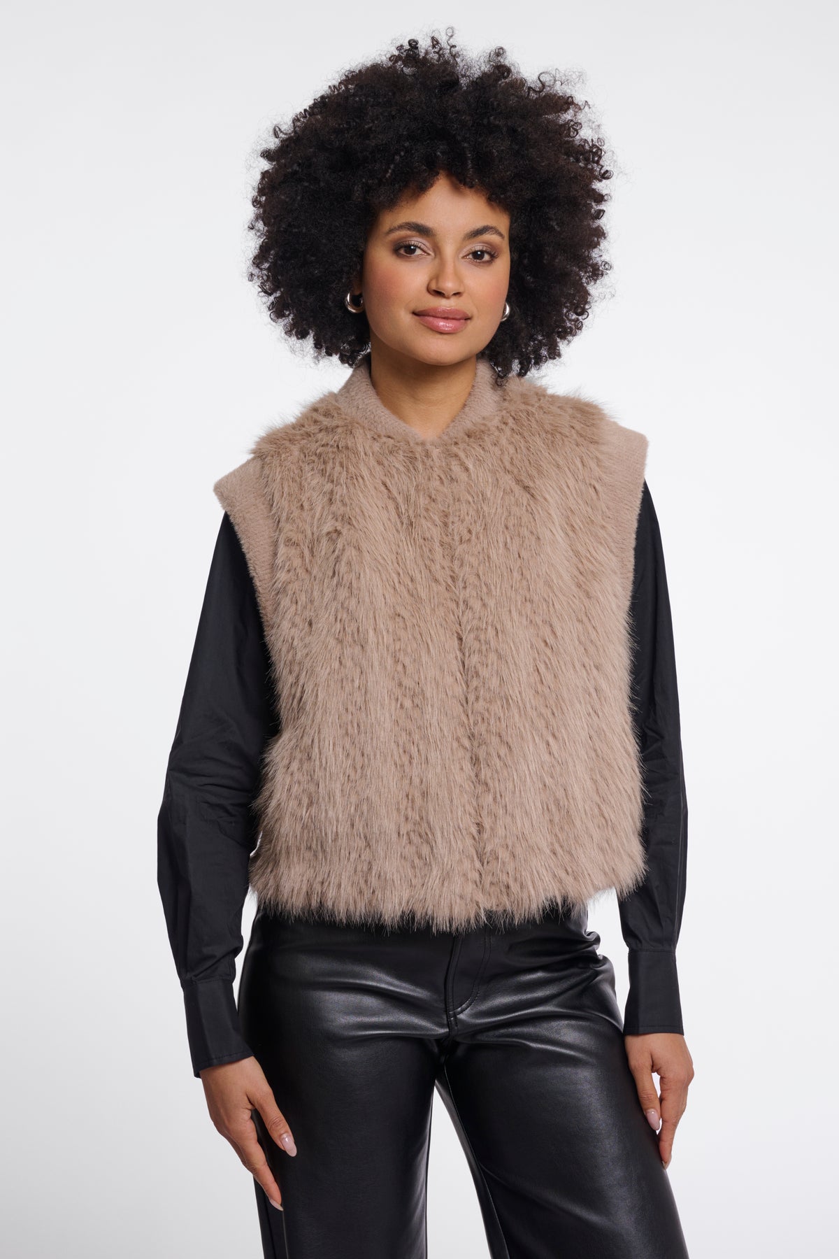 Die Faux-Fur Weste Alvita