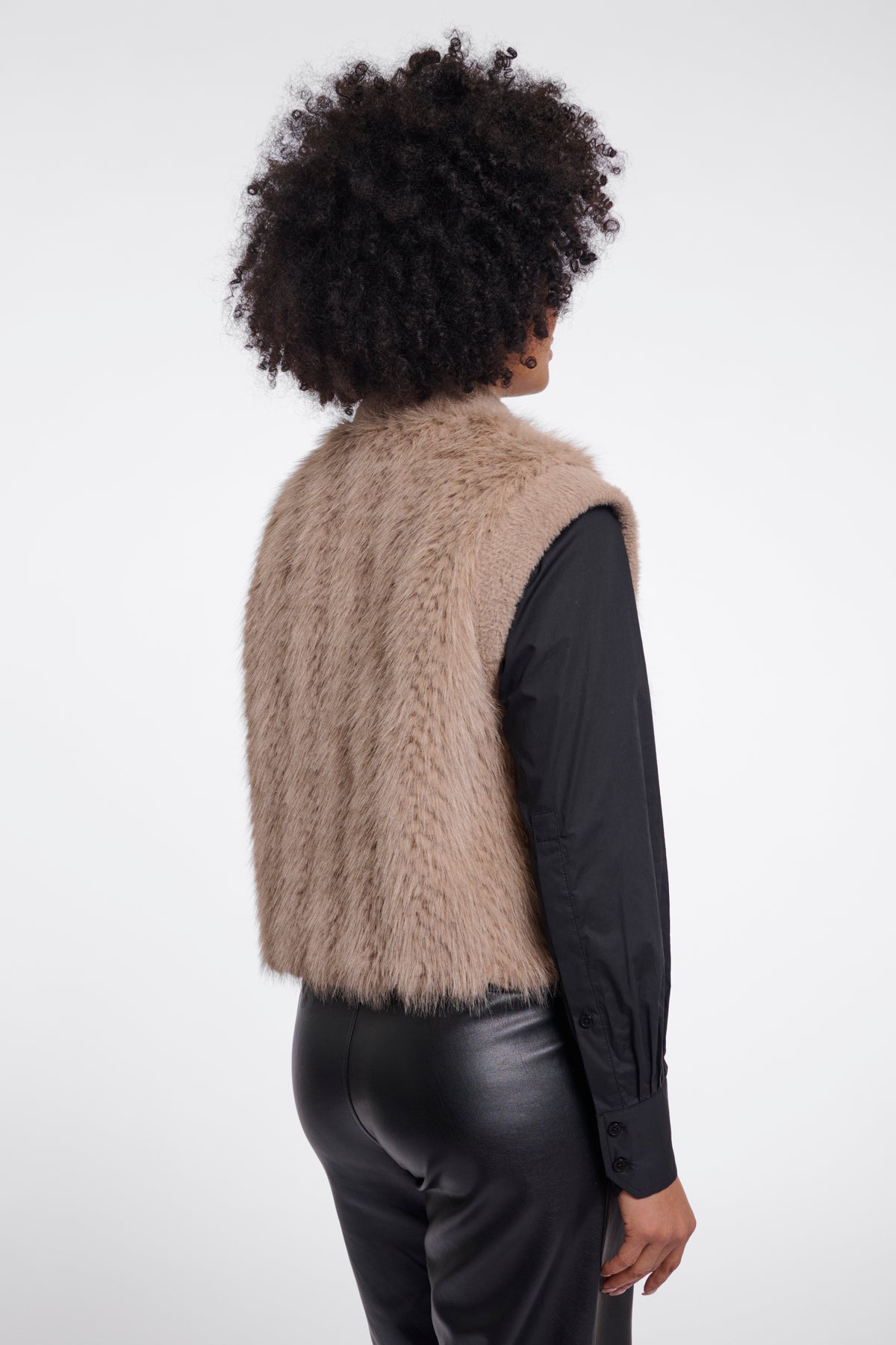 Die Faux-Fur Weste Alvita