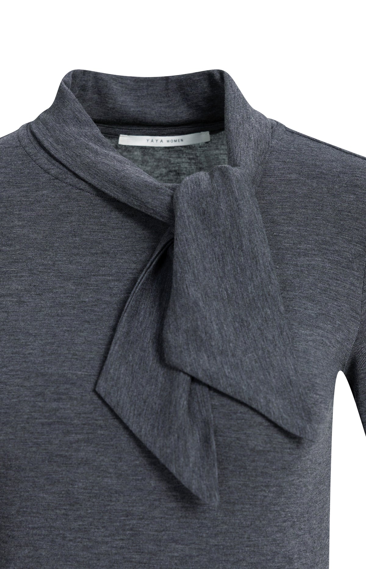 Das Jersey-Oberteil mit Schaldetail
