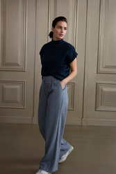 Gewebte Hose mit weitem Bein, Taschen und Plisseedetails -YAYA