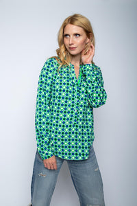 Lässige Shirtbluse mit Retro-Chame