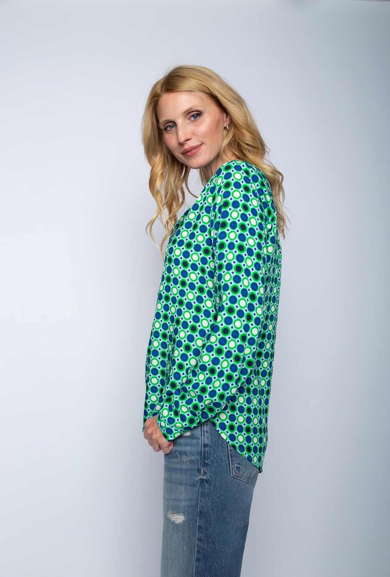 Lässige Shirtbluse mit Retro-Chame -Emily van den Bergh