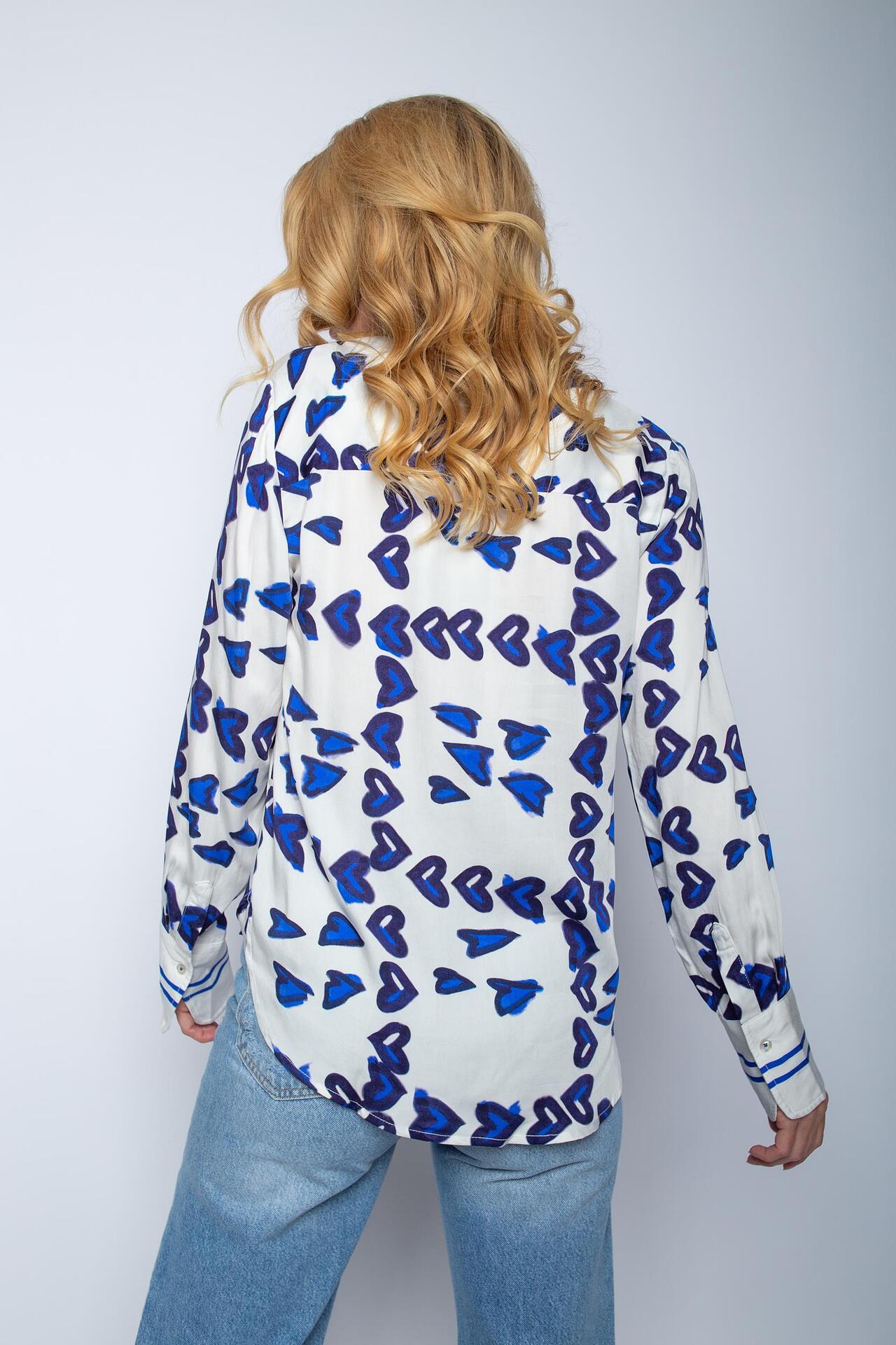 Shirtbluse mit Herzen