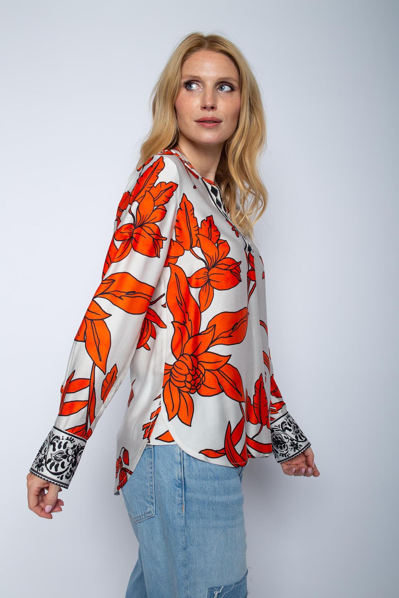 Shirtbluse mit floralen Bordüren Print