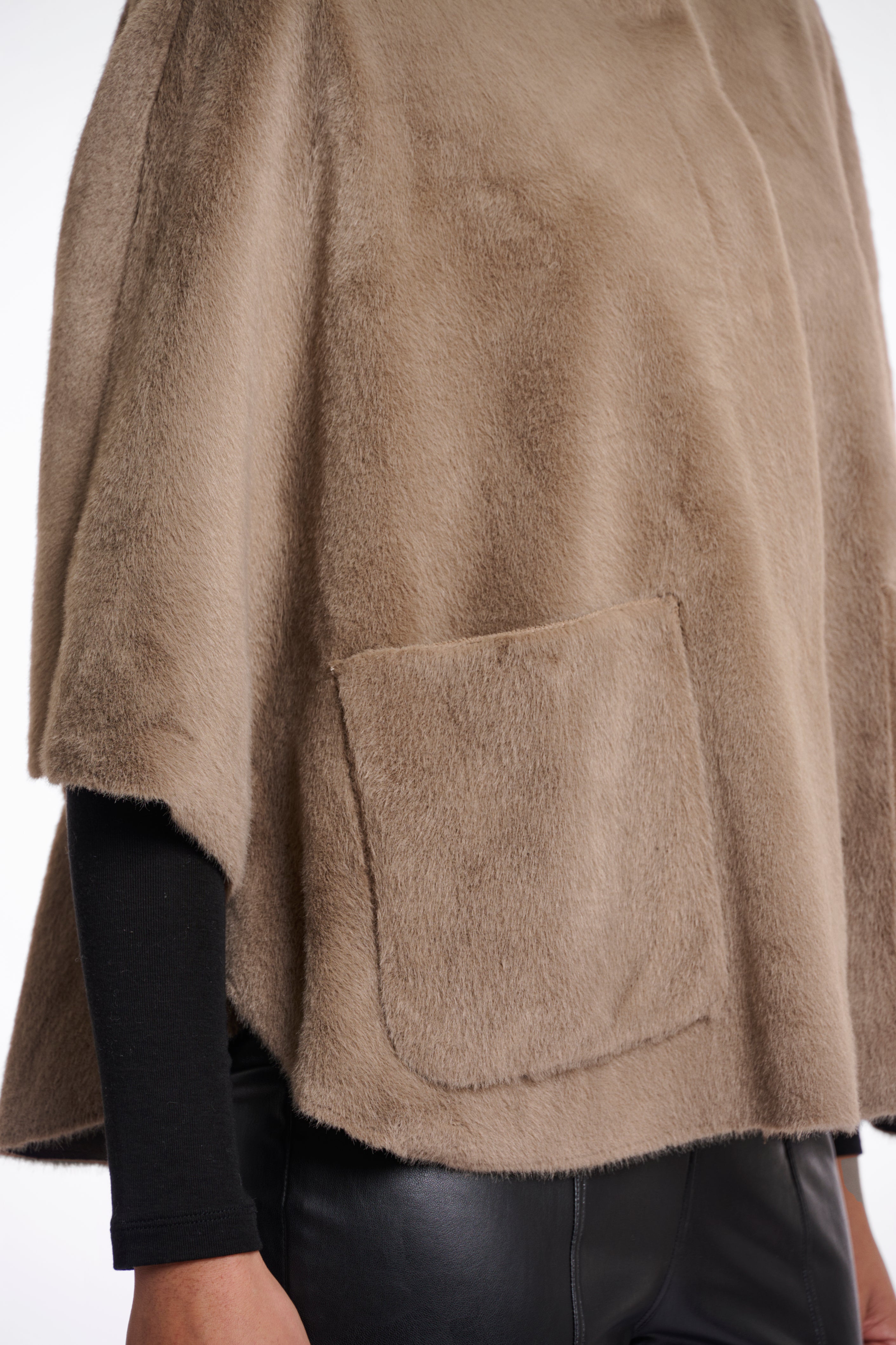 Cape "Dewi"
