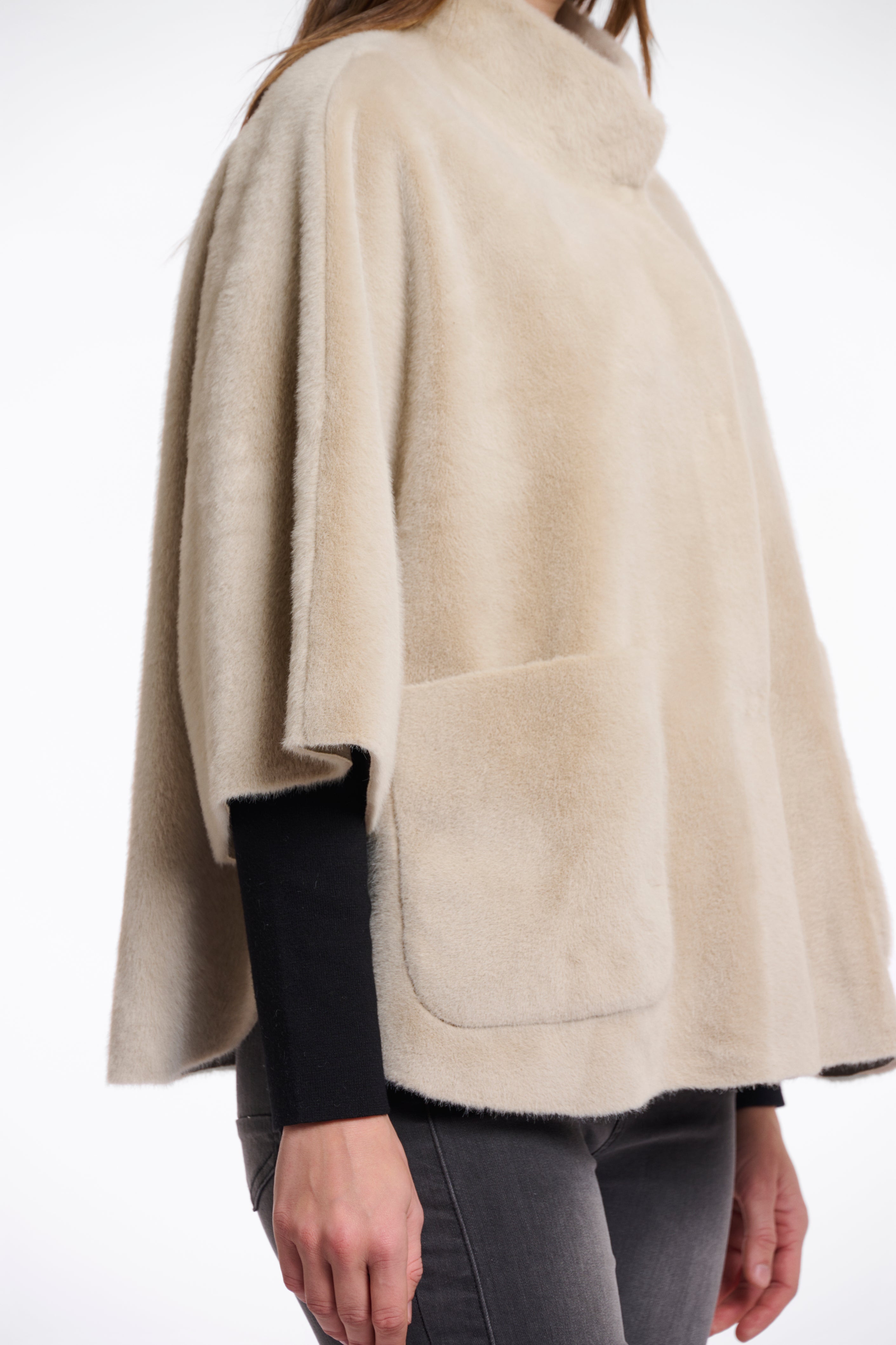 Cape "Dewi"