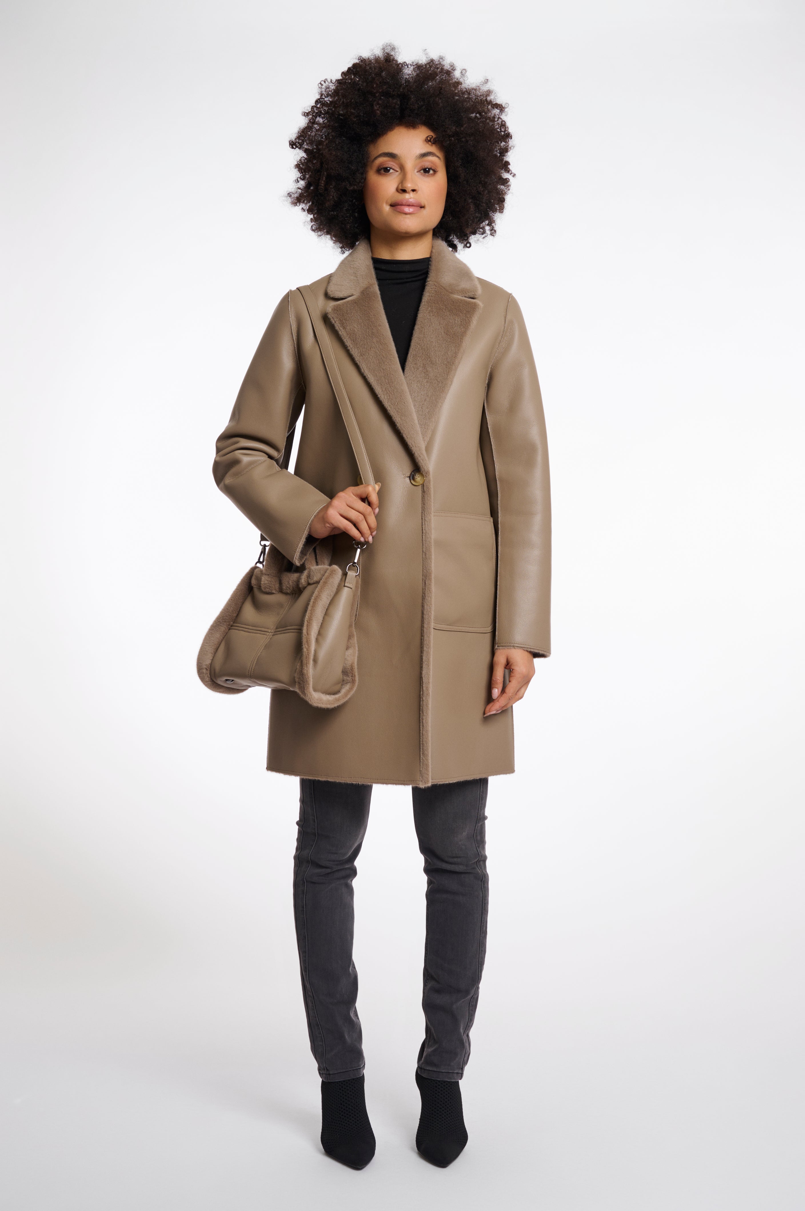 Small Shopper "Jasha"