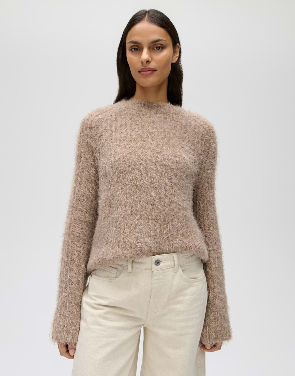 Der flauschige Rippstrickpullover Pontes