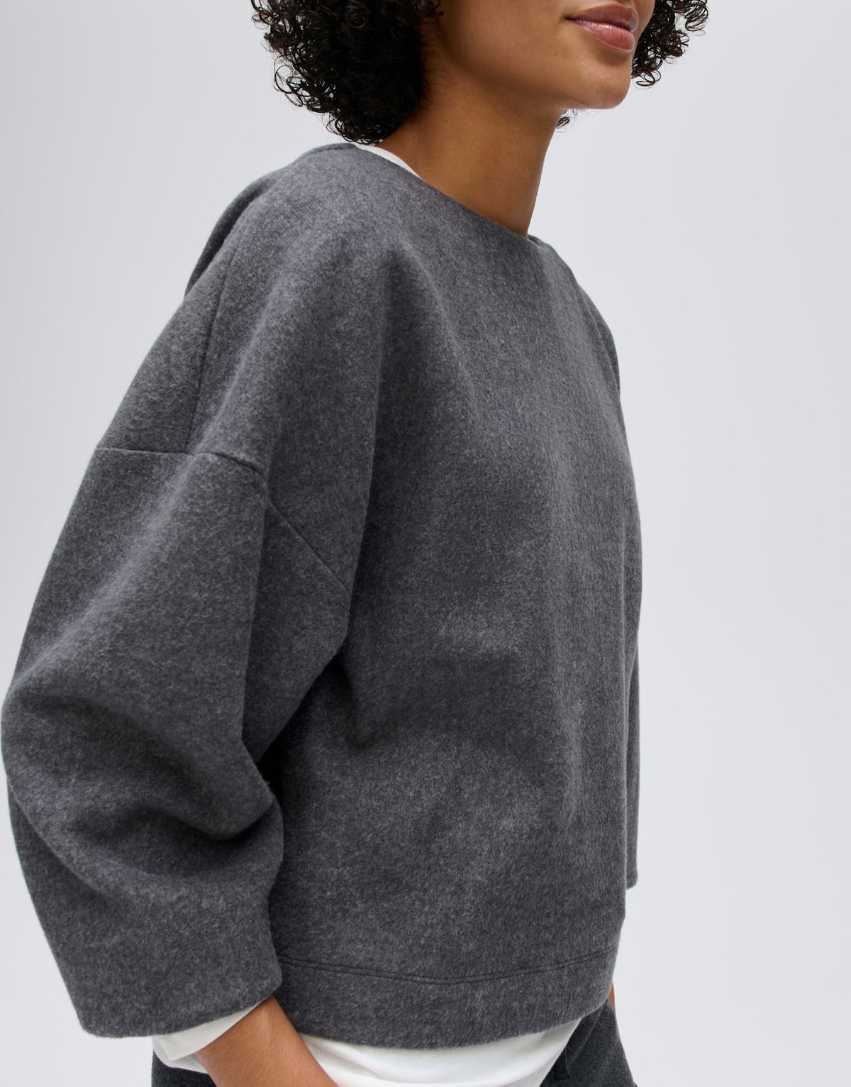 Ruhige Modernität für jeden Tag: Das Sweatshirt Gussi