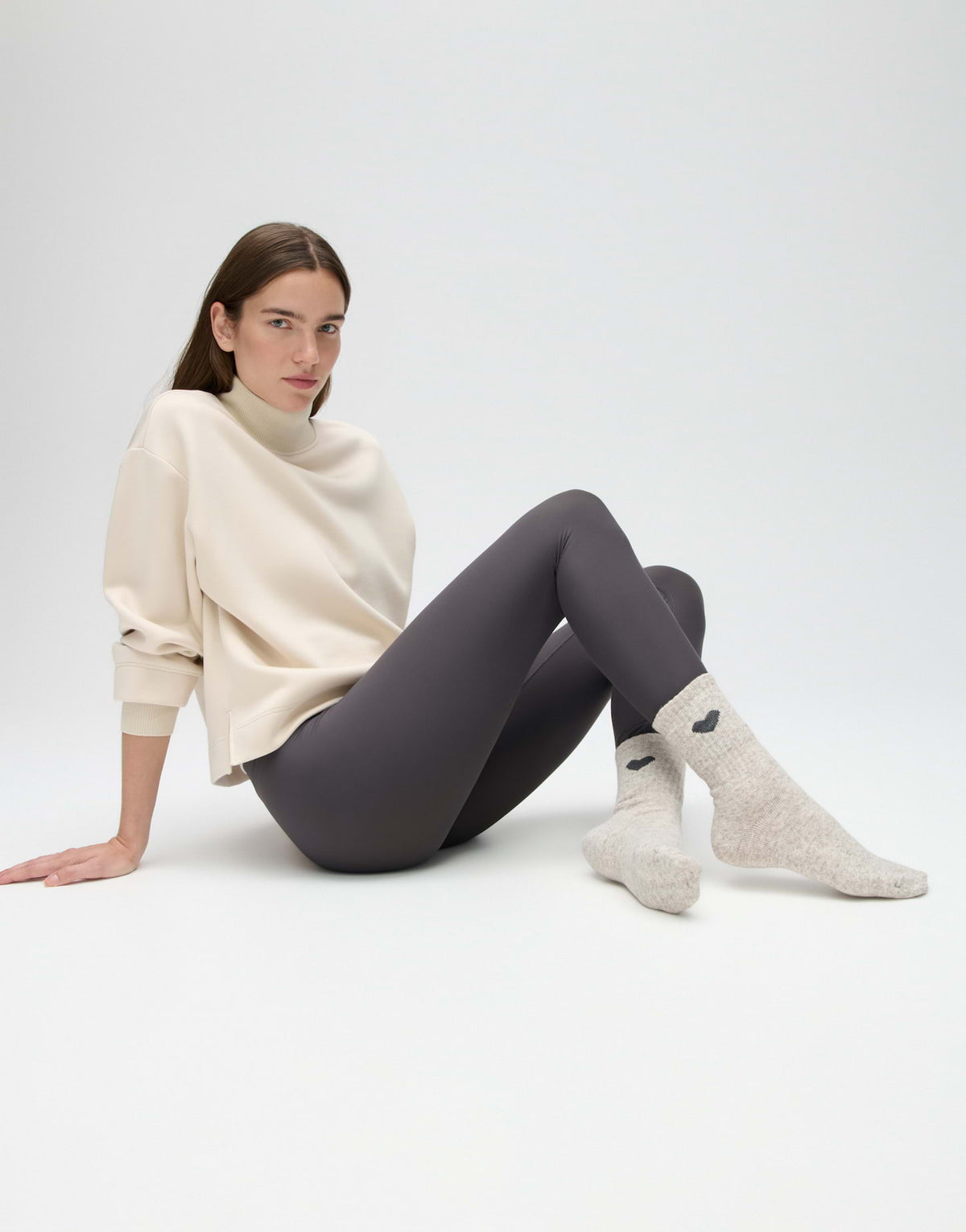 Die gerippte Socke mit Herz-Intarsie