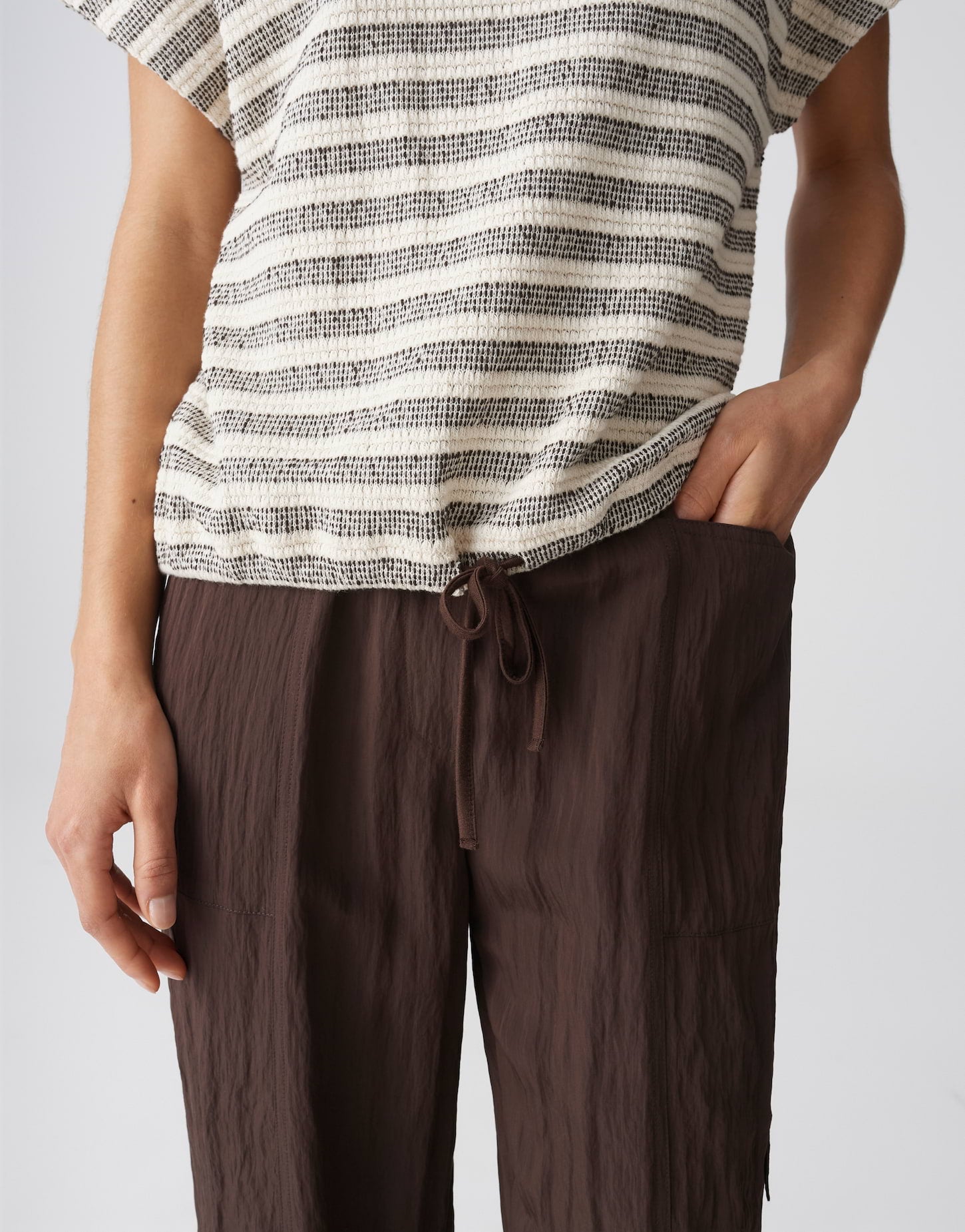 Entspannter Struktur-Look mit Streifen