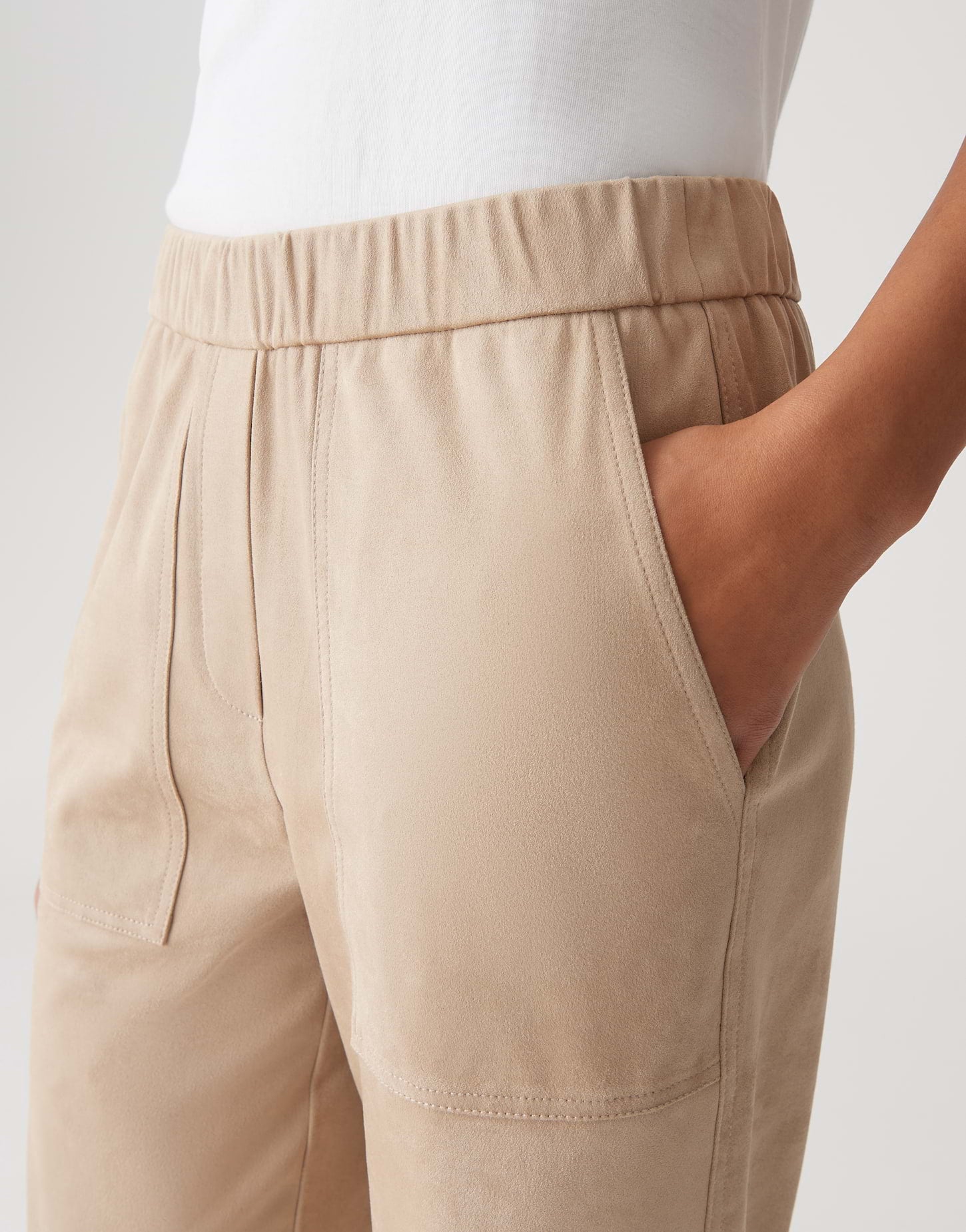 Relaxed Fit Hose aus Velourslederimitat "Myha velour"