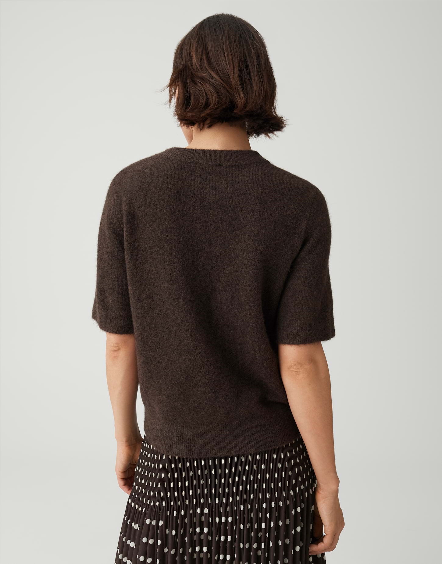 Edler Kurzarm-Strick – Der kuschelige Feinstrickpullover für cleane Layering-Looks