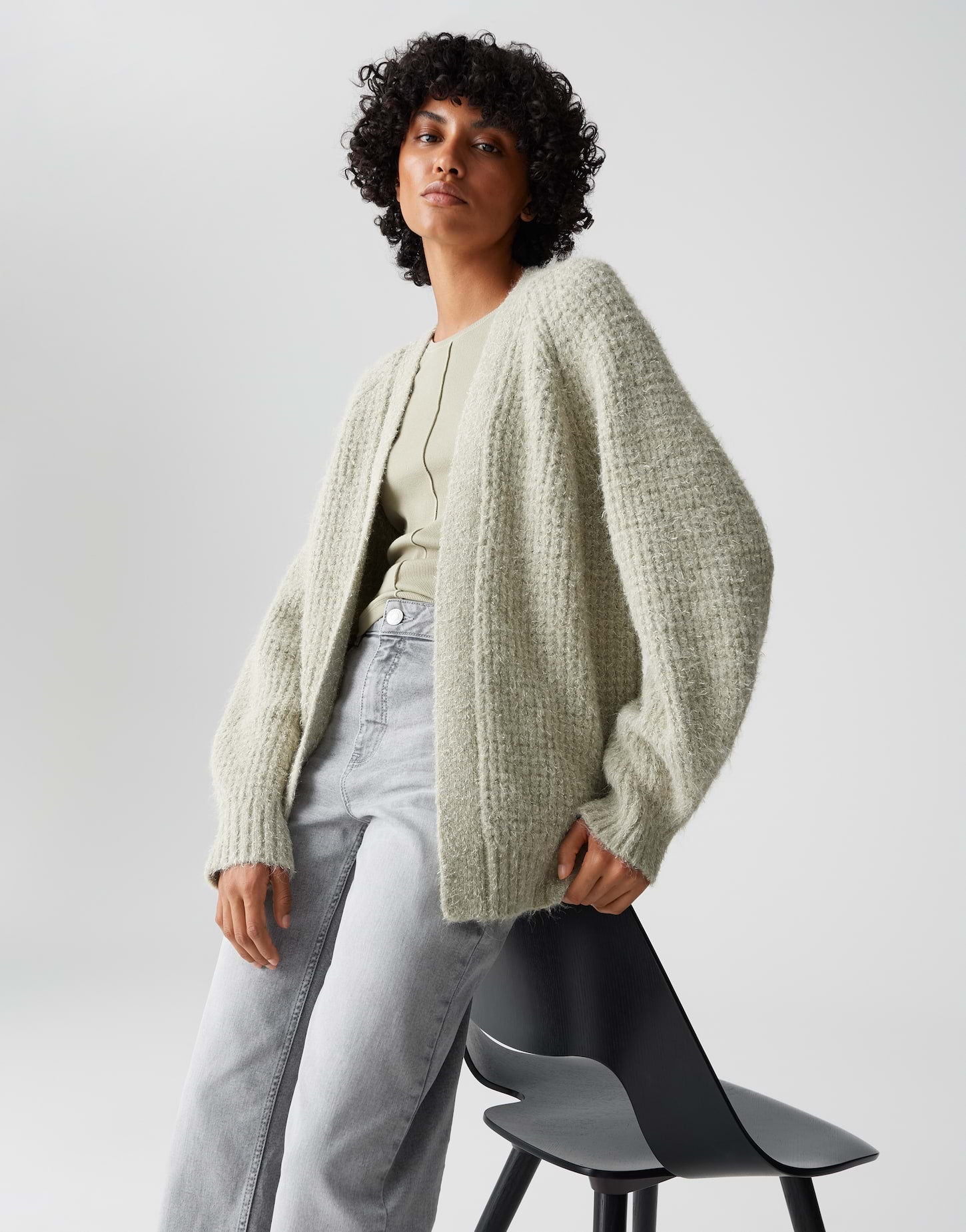 offener Cardigan mit haarigem Strick