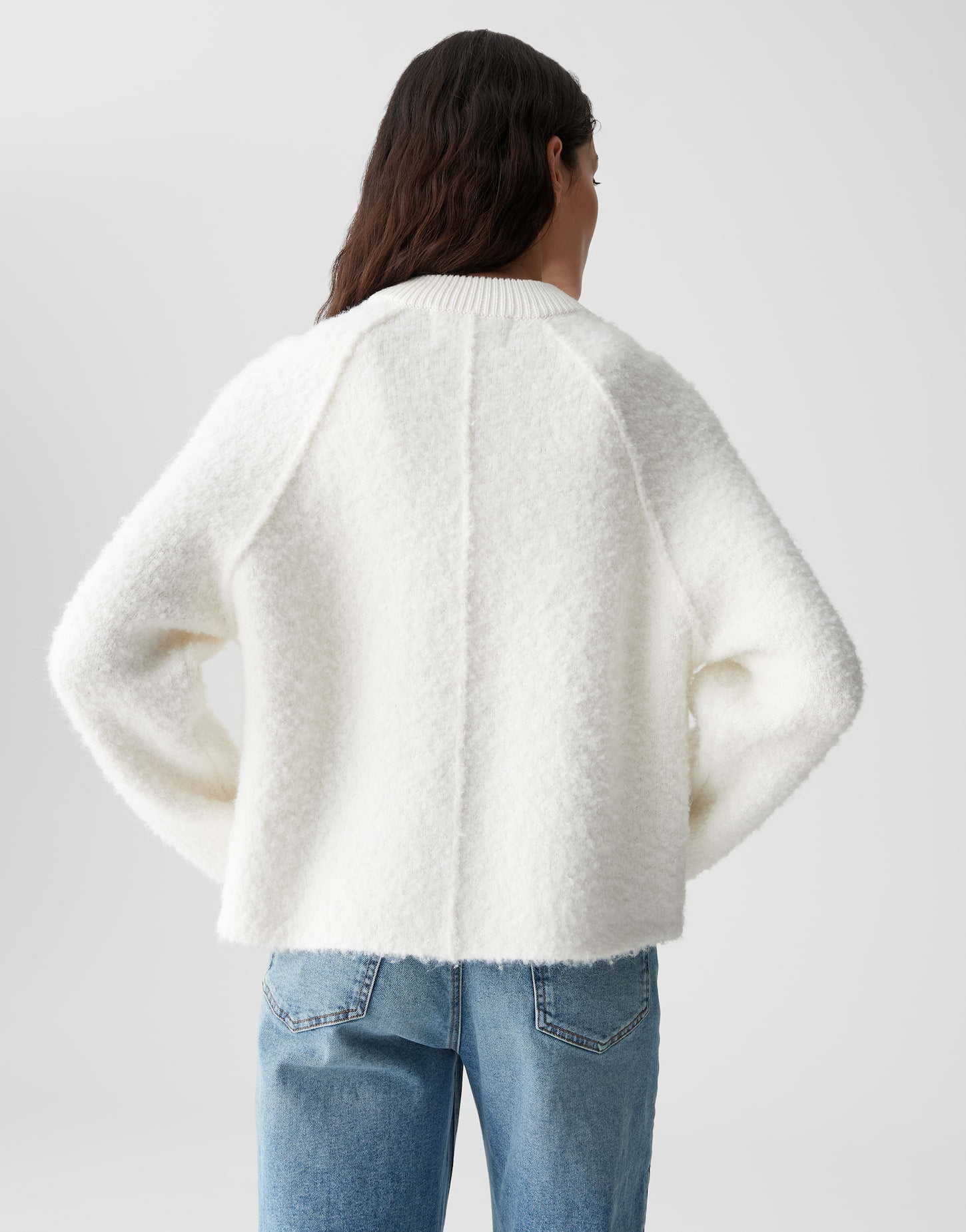 Strickjacke im Blousonstil aus softem Bouclé-Garn