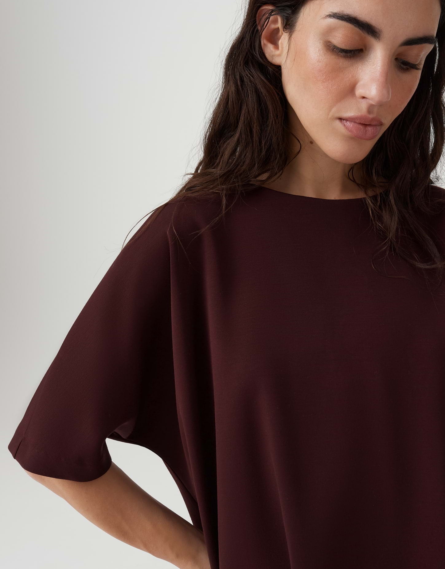 verkürztes Sweatshirt in O-Form