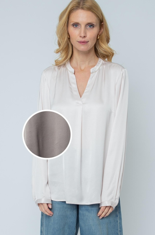 Feminine Shirtbluse mit elegantem Detailspiel
