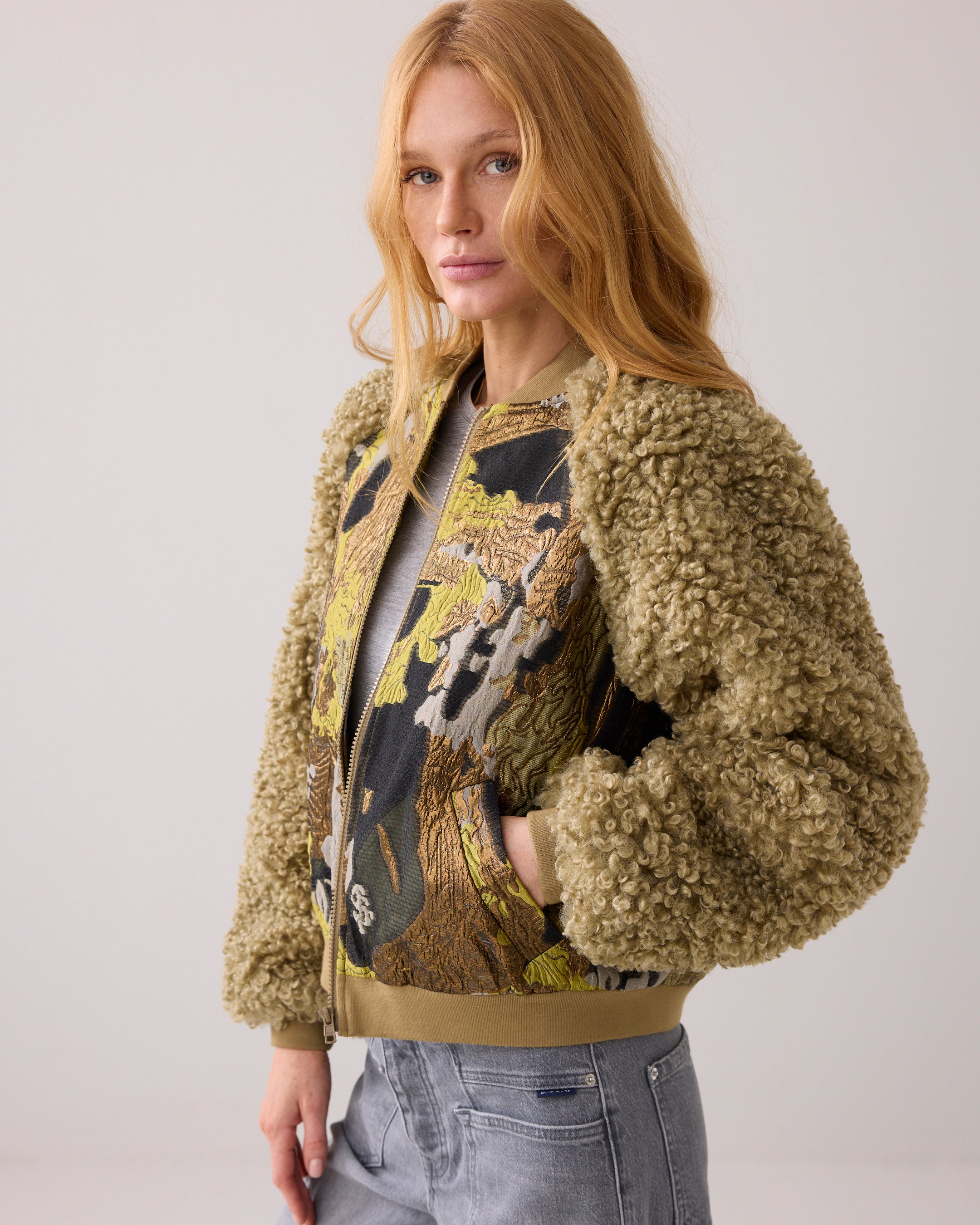 Bomberjacke im Jacquard-Teddy-Mix