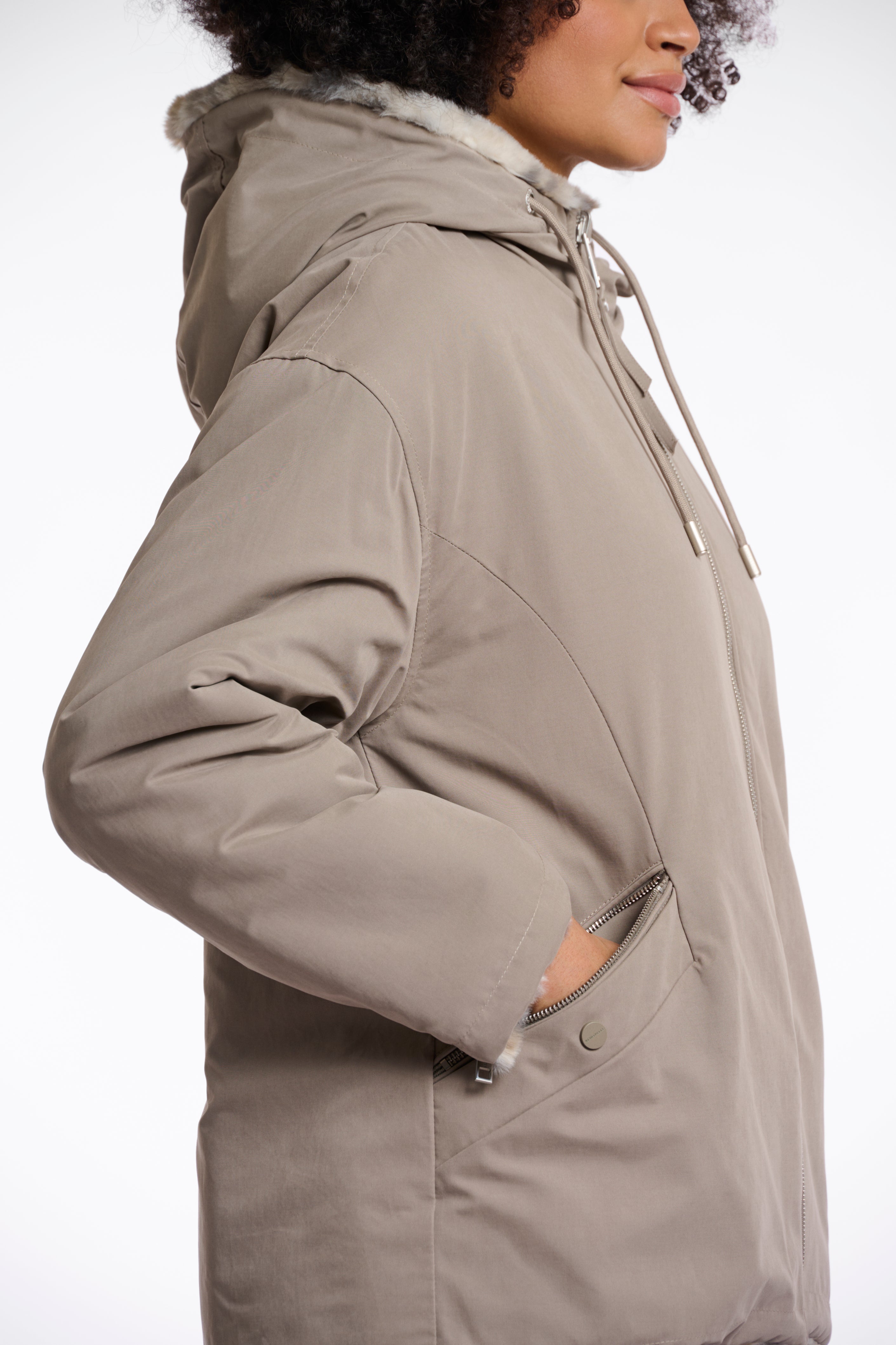 Wendbare Jacke mit Kapuze "Ines"