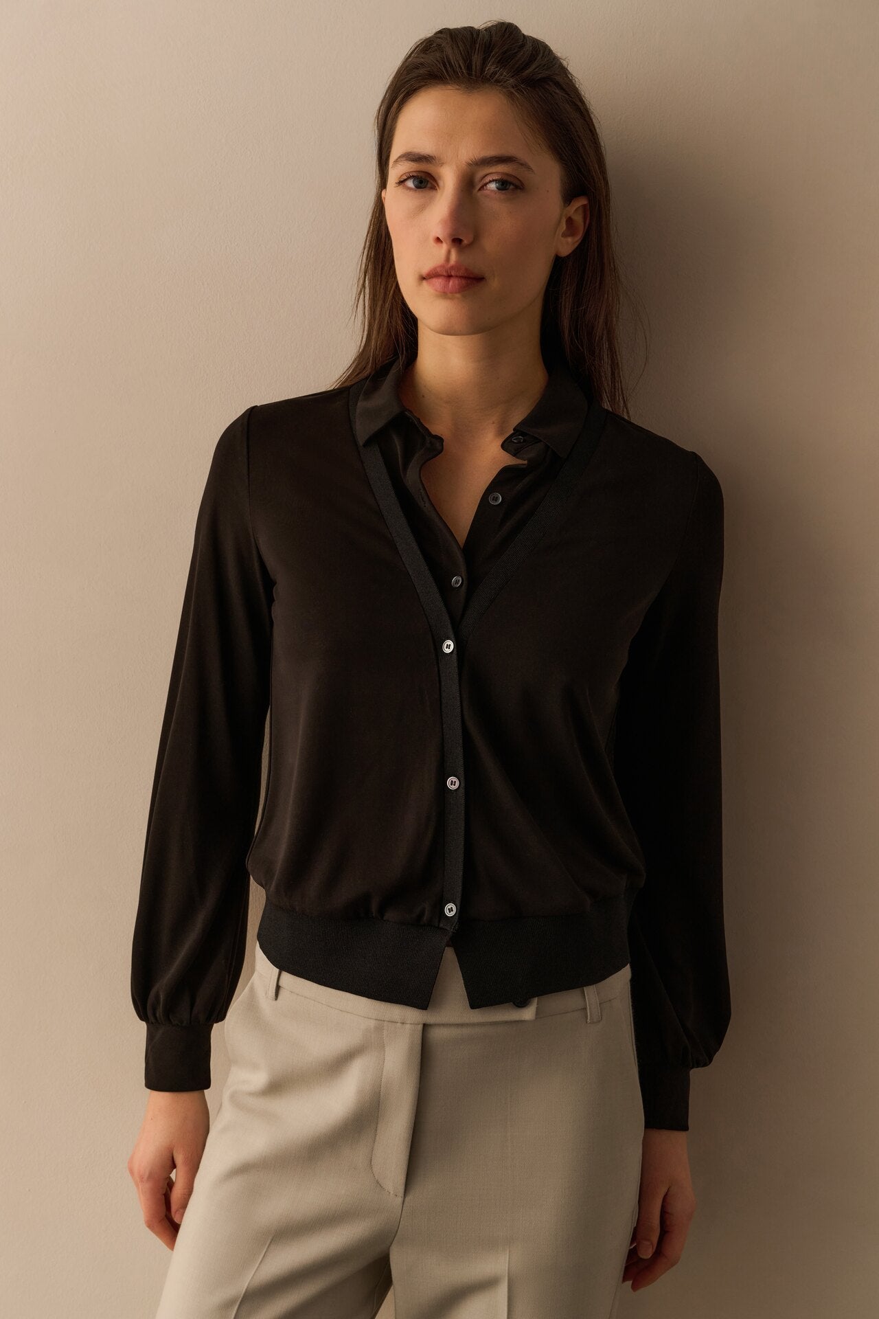 Stylishe Jerseybluse im angesagten Zwei-Lagen-Look