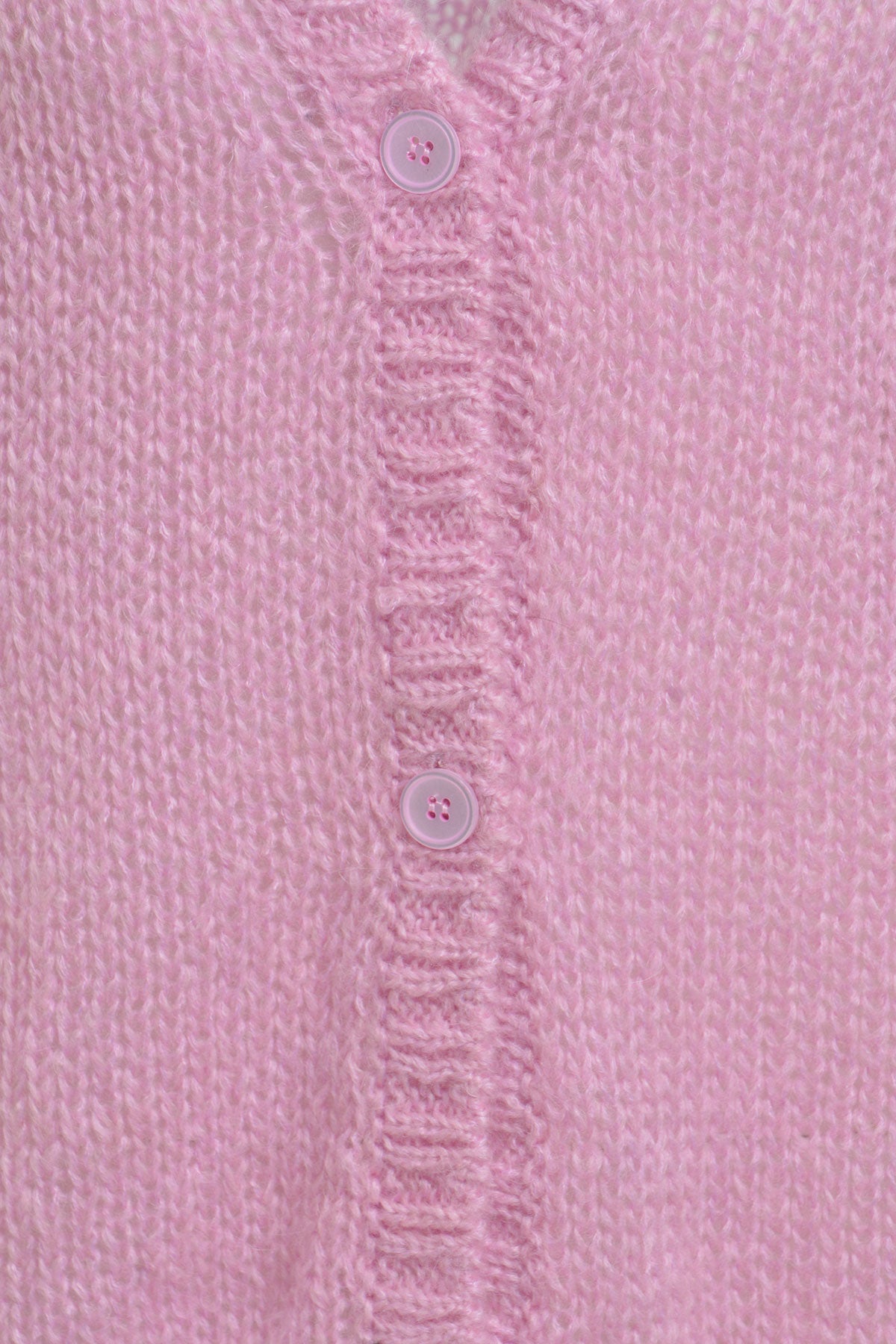 Oversize Strickjacke mit drei Knöpfen