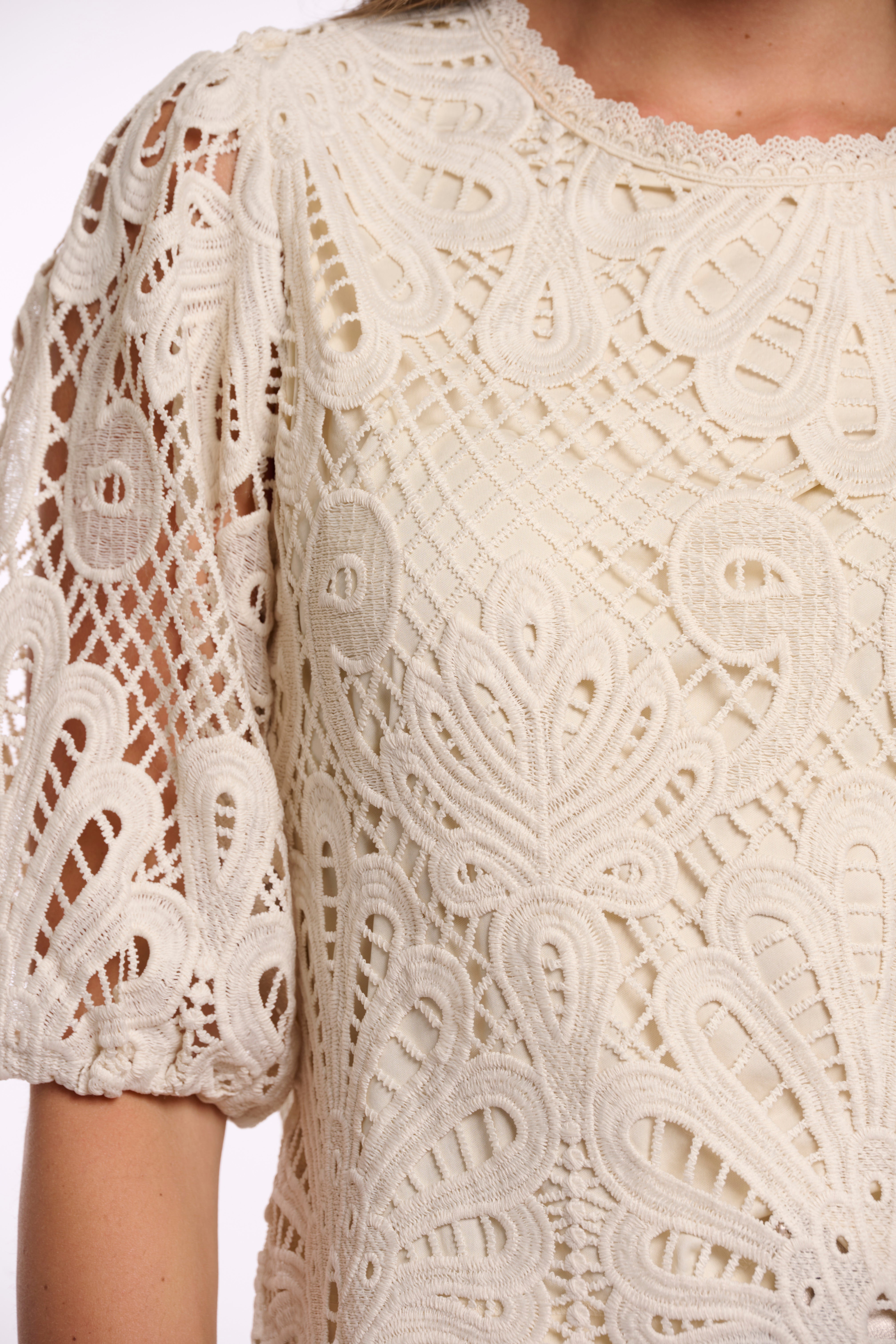 Neues Statement-Oberteil in Beige und Schwarz "Chantalle"