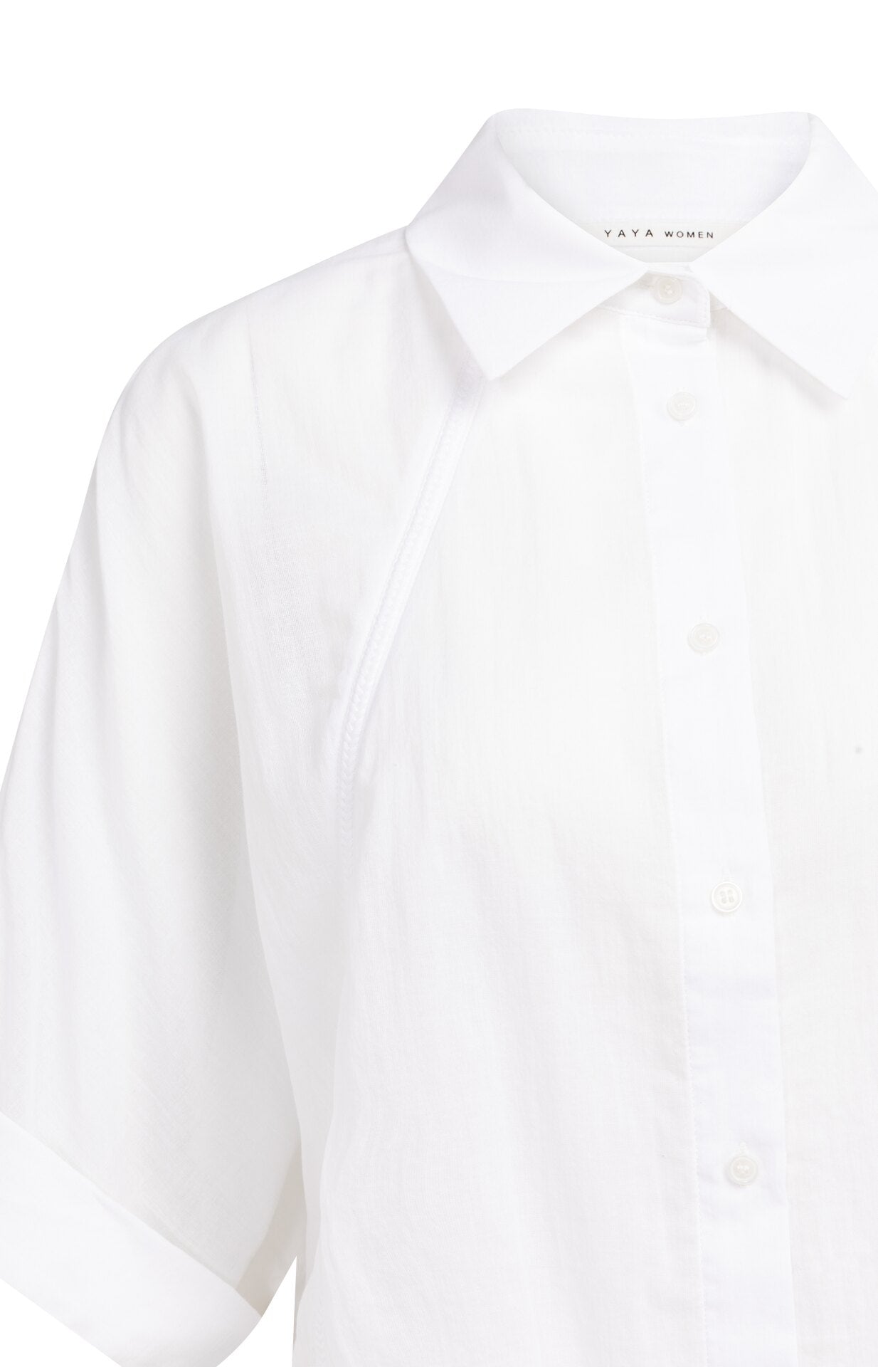 Luftige Bluse mit geflochtenen Details
